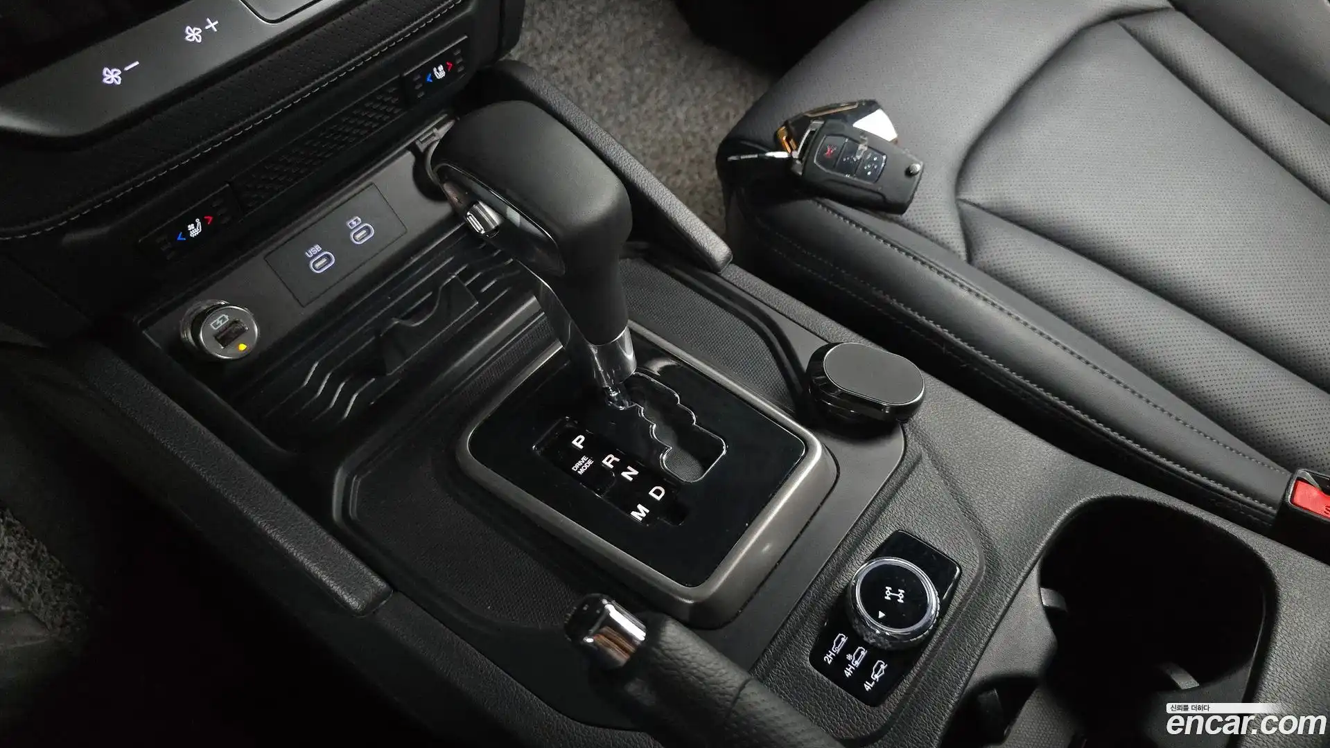 Rexton KG Mobility 2024.4-INNER-009