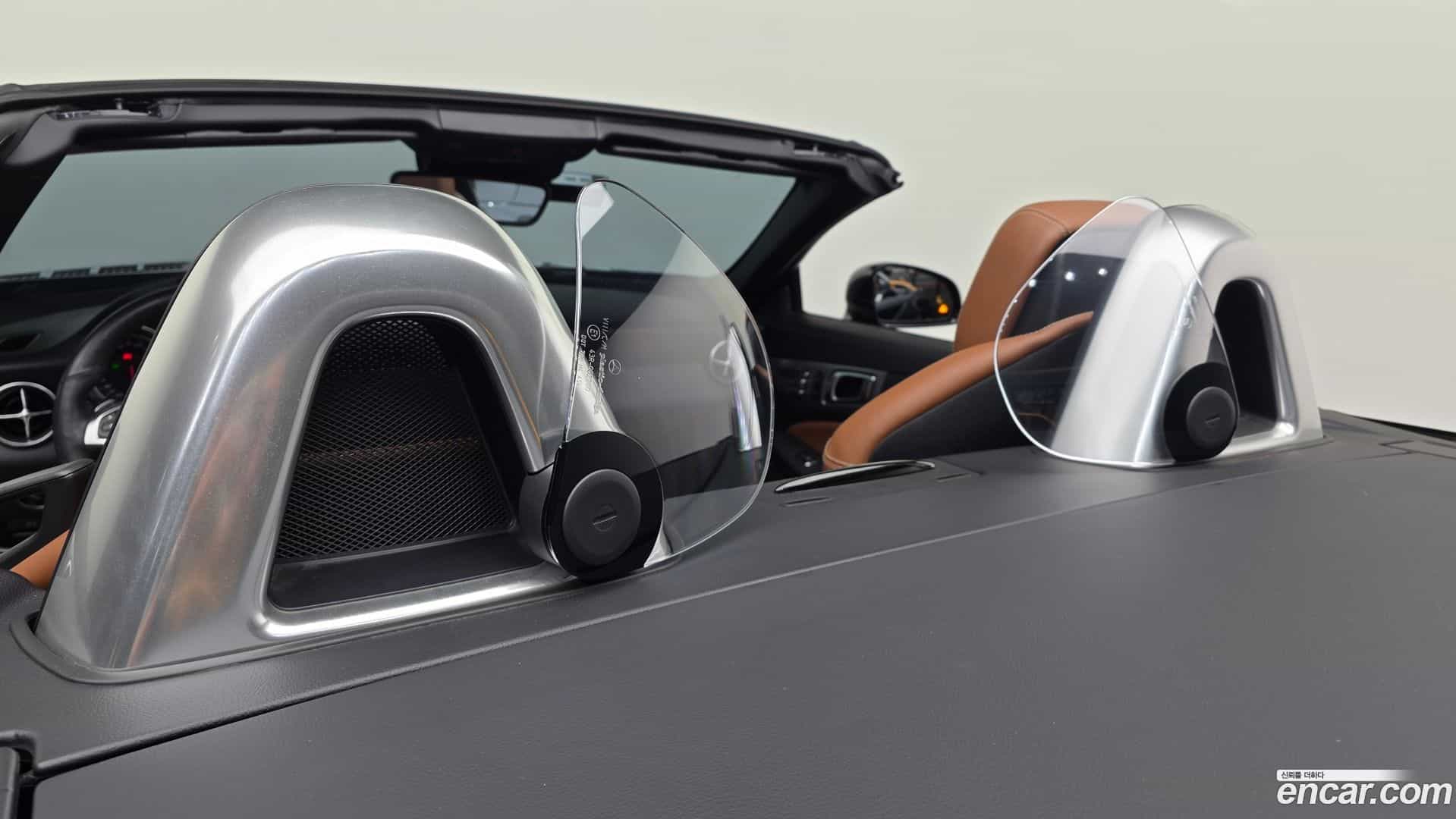 SLC-Class Mercedes-Benz 2017.7-OPTION-016