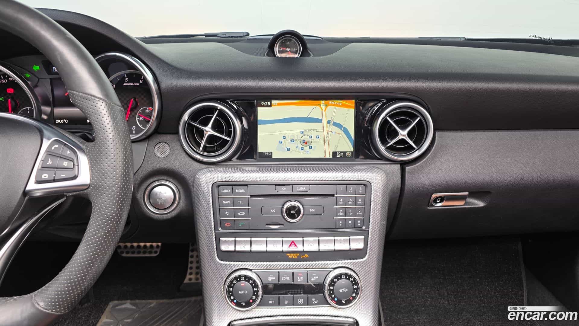 SLC-Class Mercedes-Benz 2017.7-OPTION-018