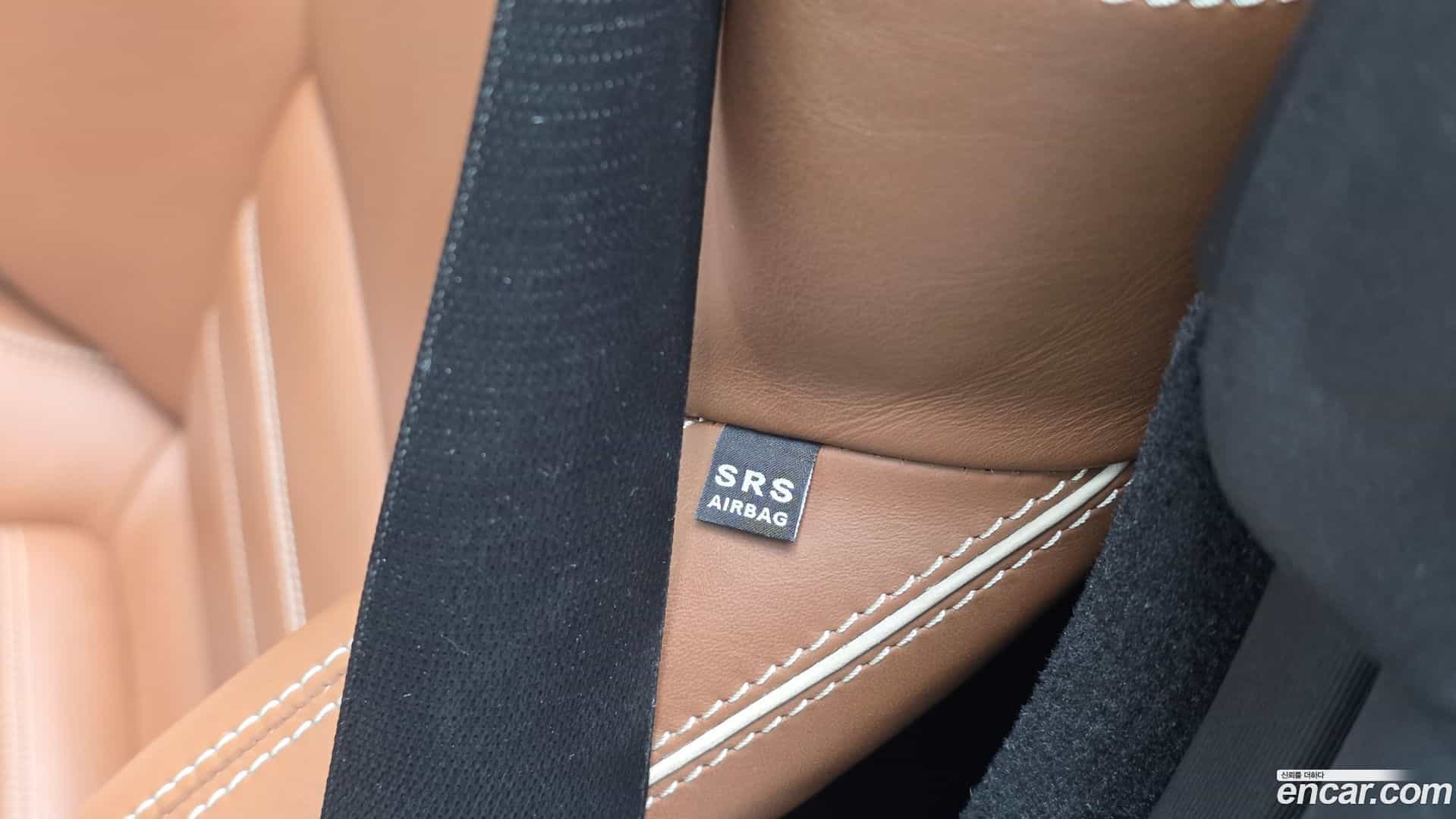SLC-Class Mercedes-Benz 2017.7-OPTION-040