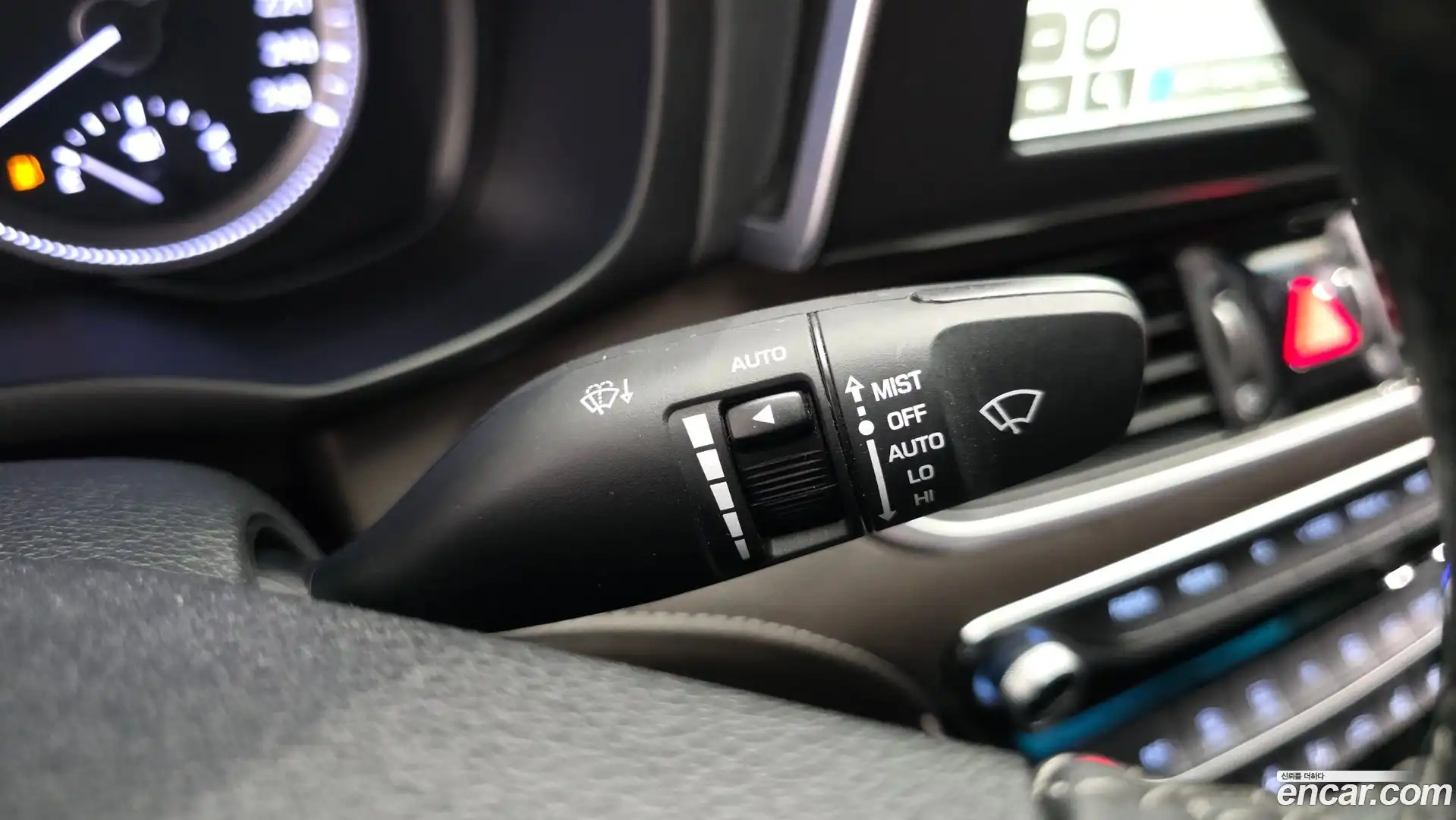 Grandeur Hyundai 2017.4-OPTION-041