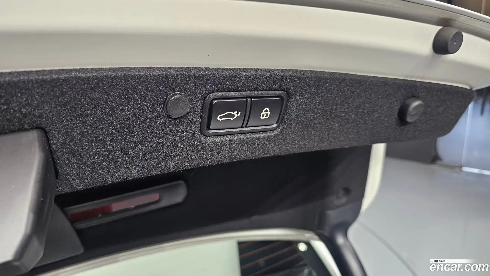 Grandeur Hyundai 2022.4-OPTION-024