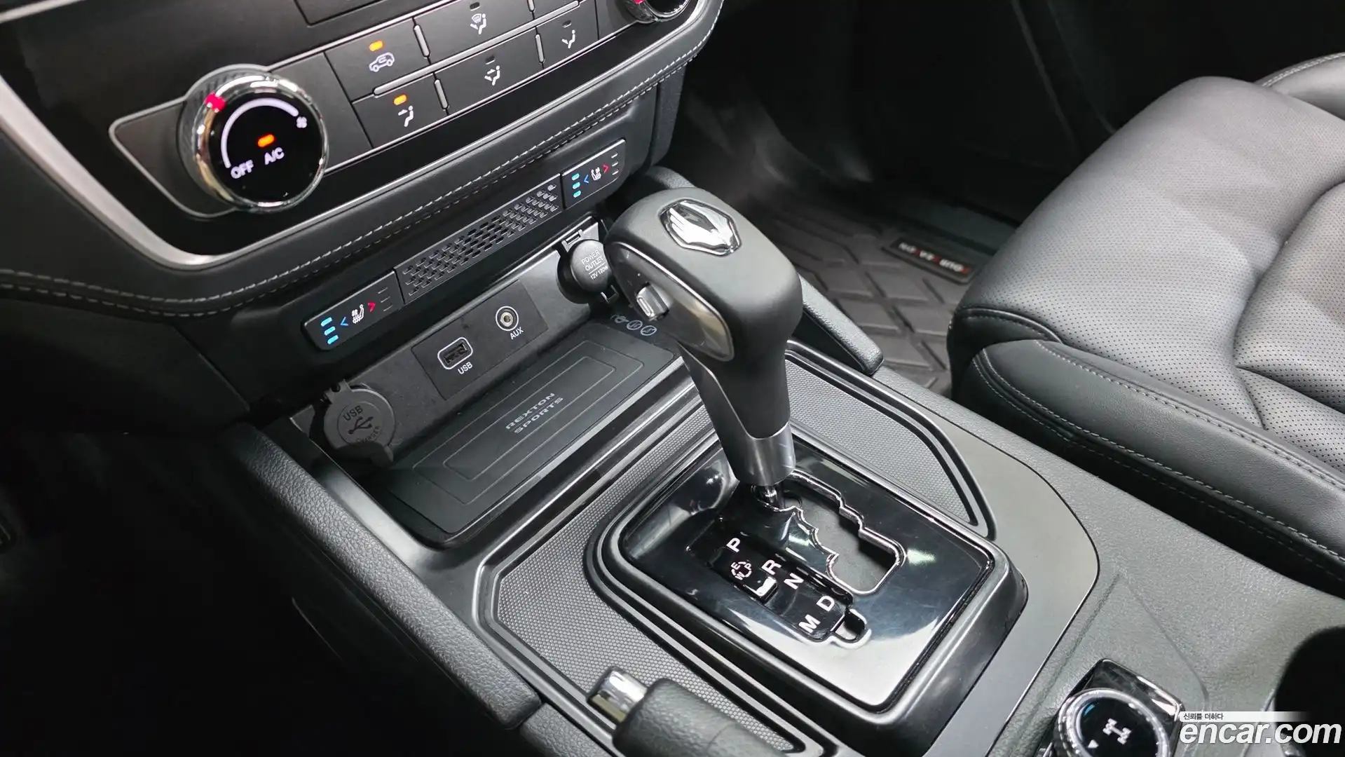 Rexton KG Mobility 2020.3-INNER-009