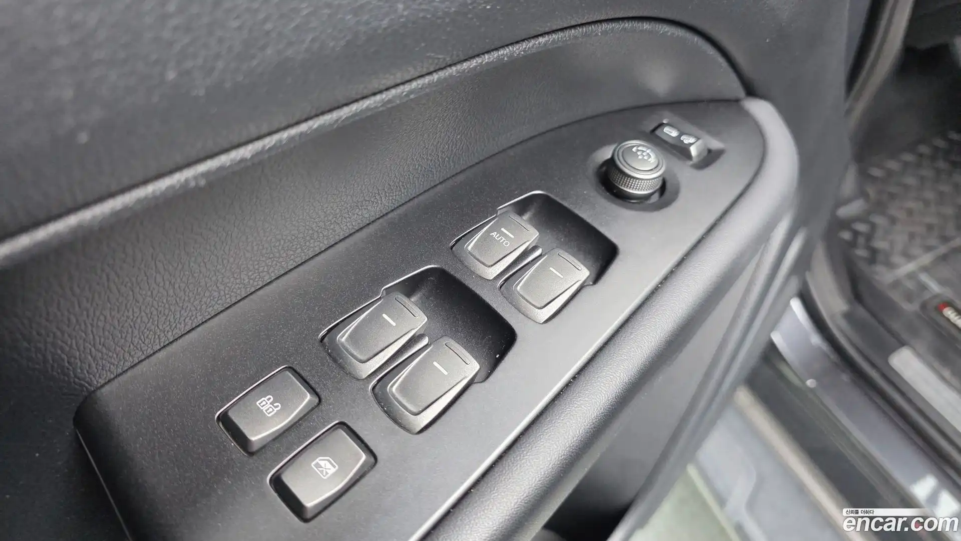 Rexton KG Mobility 2020.3-OPTION-016
