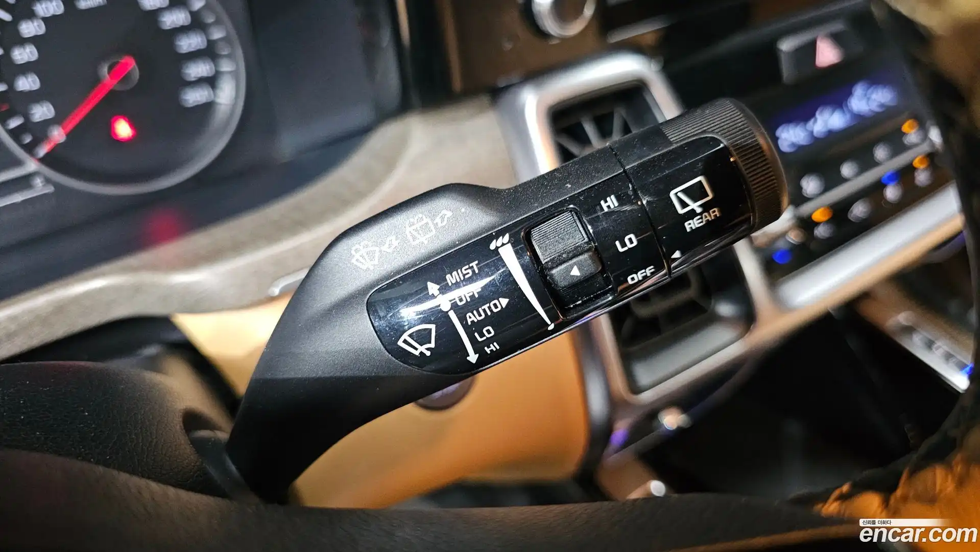 Sorento Kia 2020.6-OPTION-043