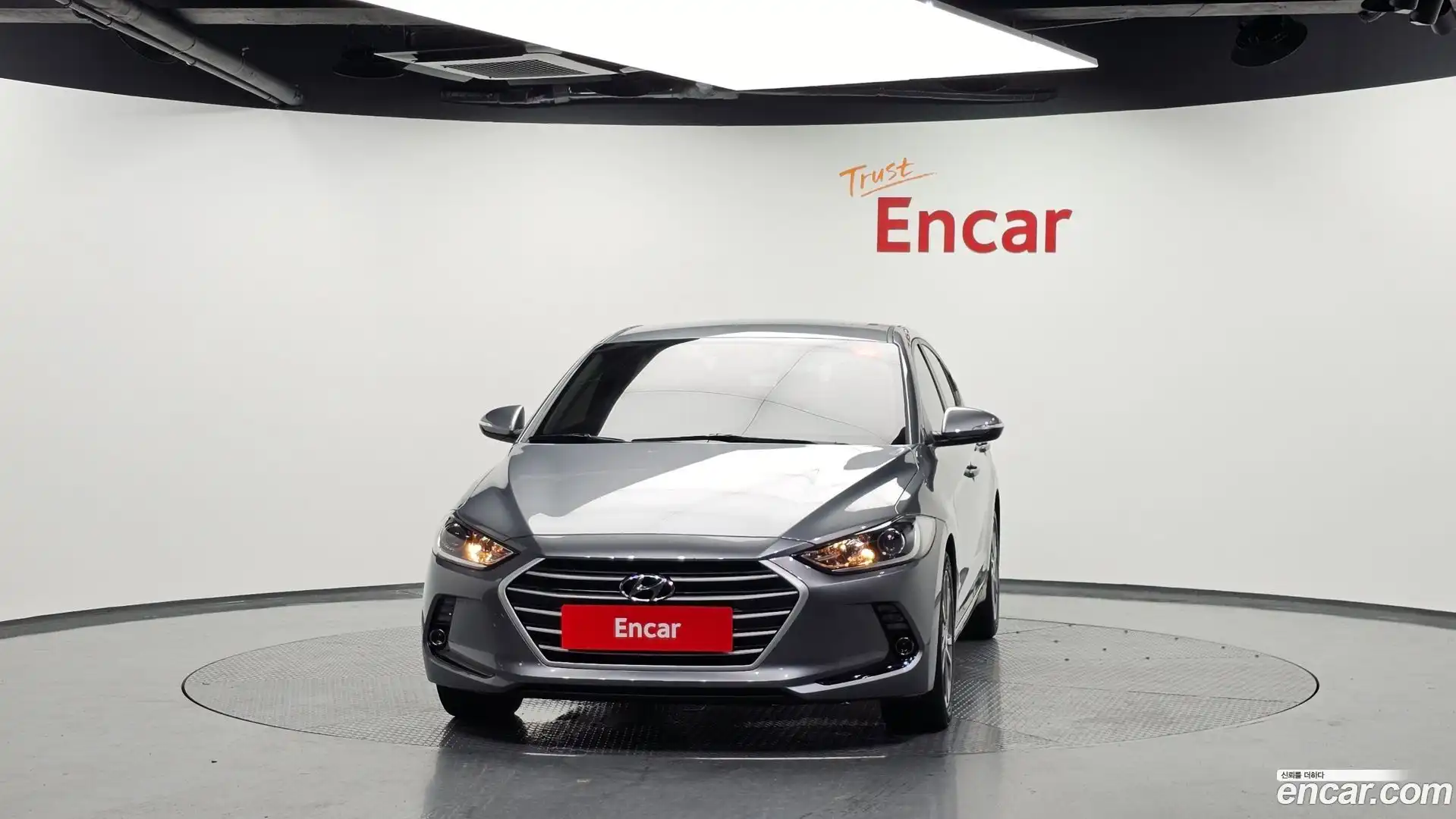 AVANTE Hyundai 2018.8-OUTER-003