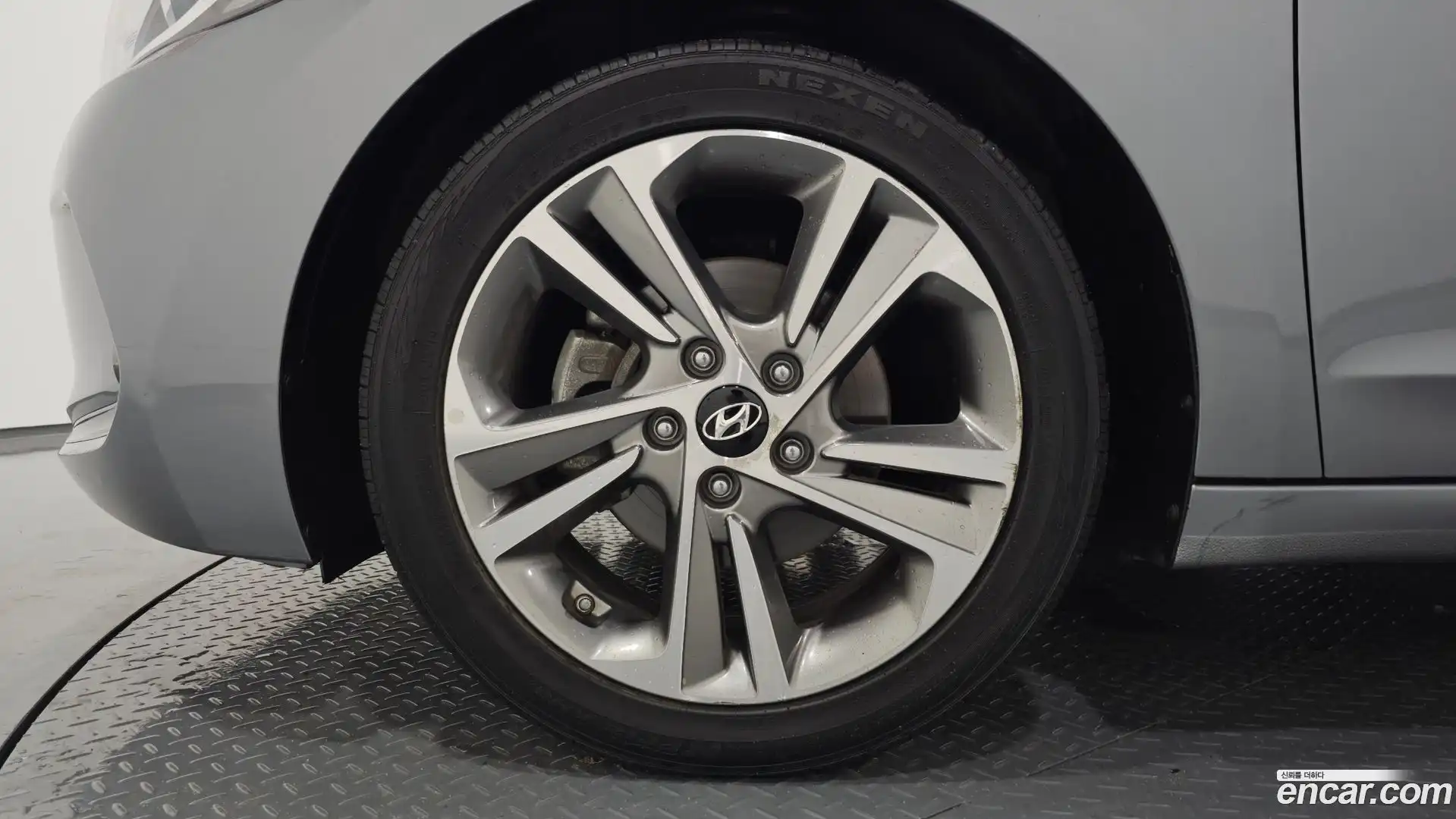 AVANTE Hyundai 2018.8-OUTER-005