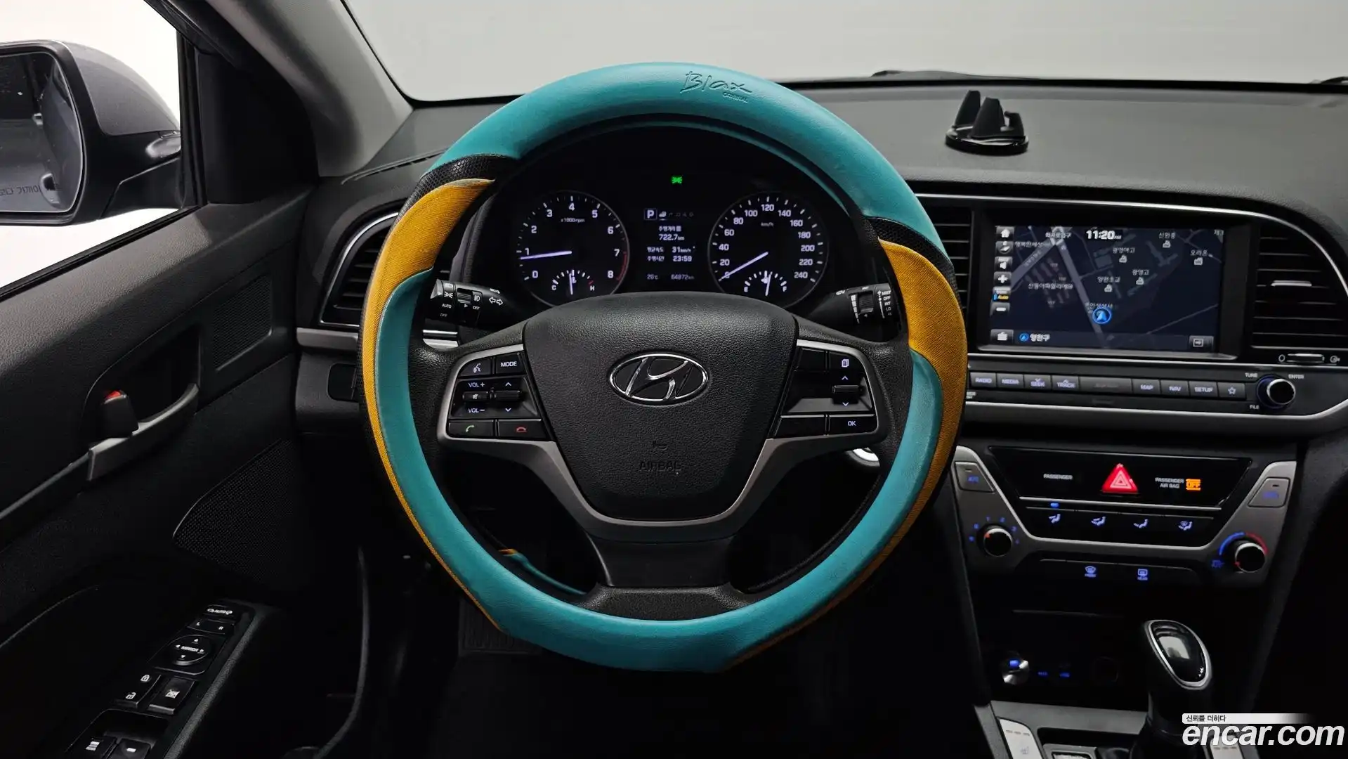 AVANTE Hyundai 2018.8-OPTION-017