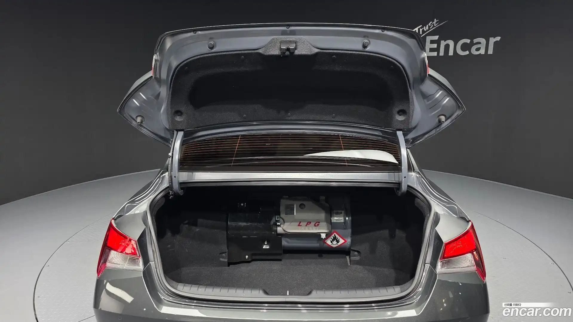 AVANTE Hyundai 2022.4-OPTION-024
