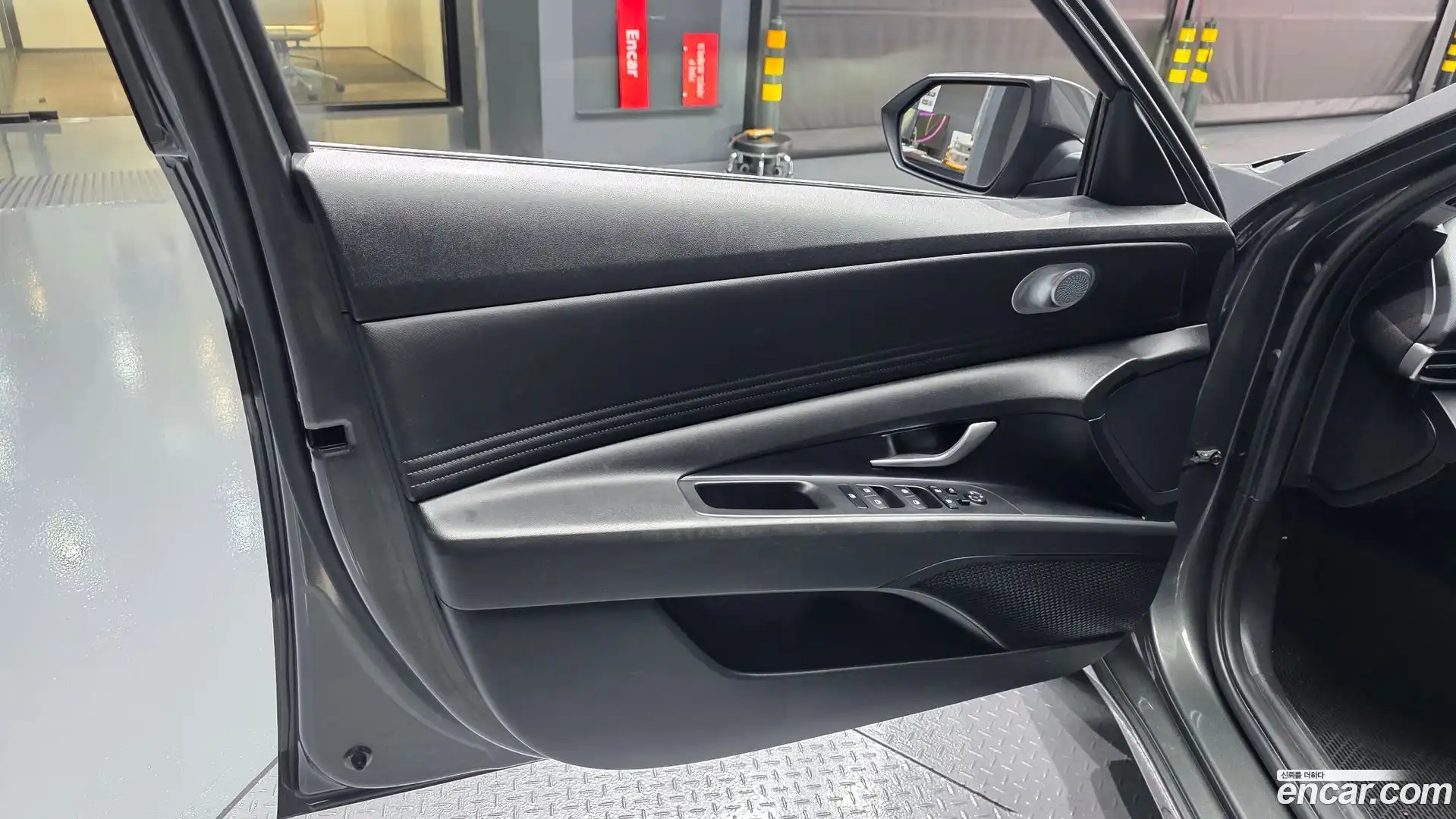 AVANTE Hyundai 2022.4-INNER-034