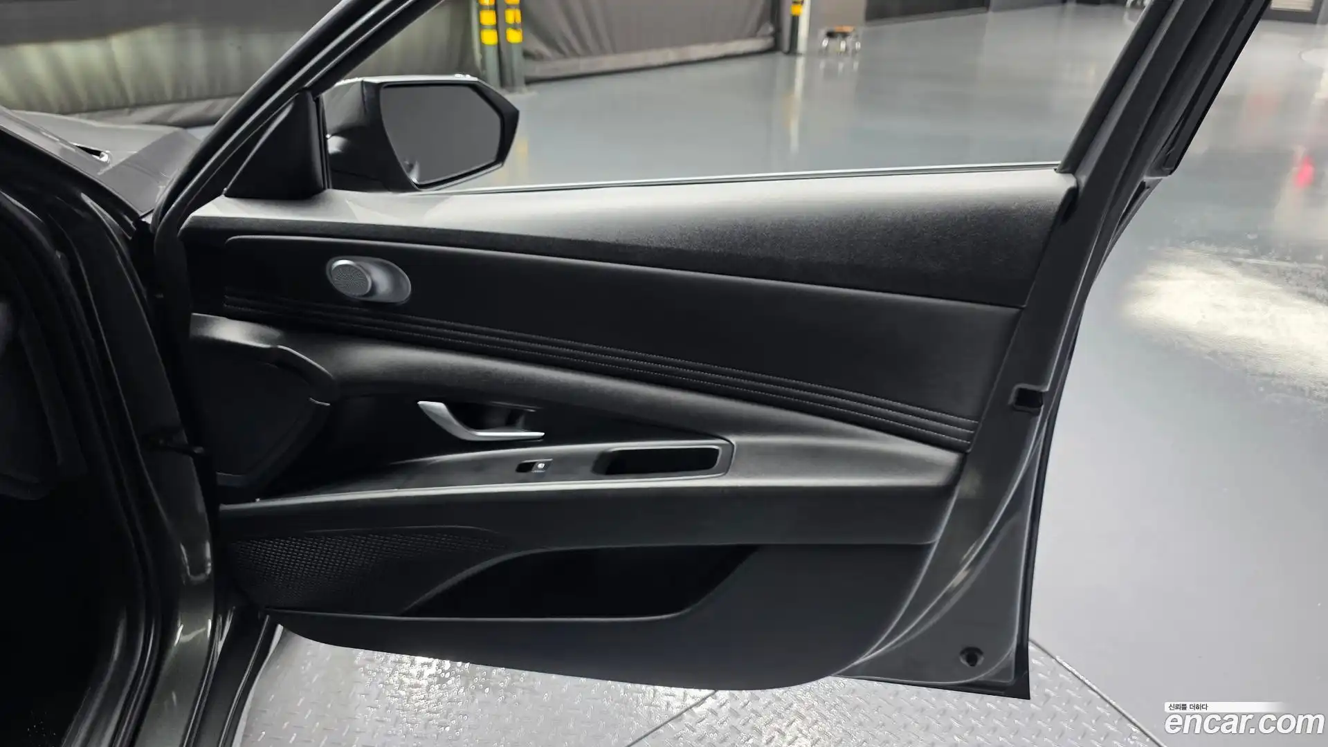 AVANTE Hyundai 2022.4-INNER-035