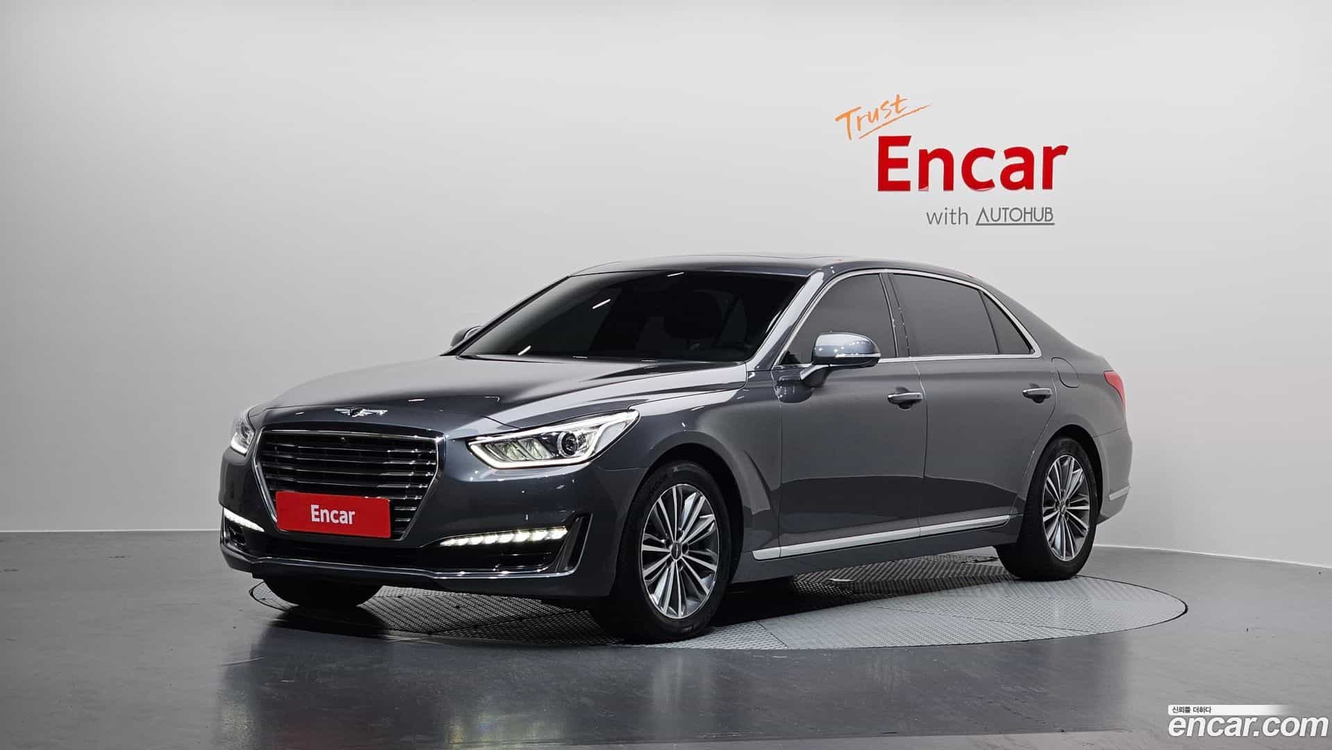 EQ900 Genesis 2016.1-OUTER-001