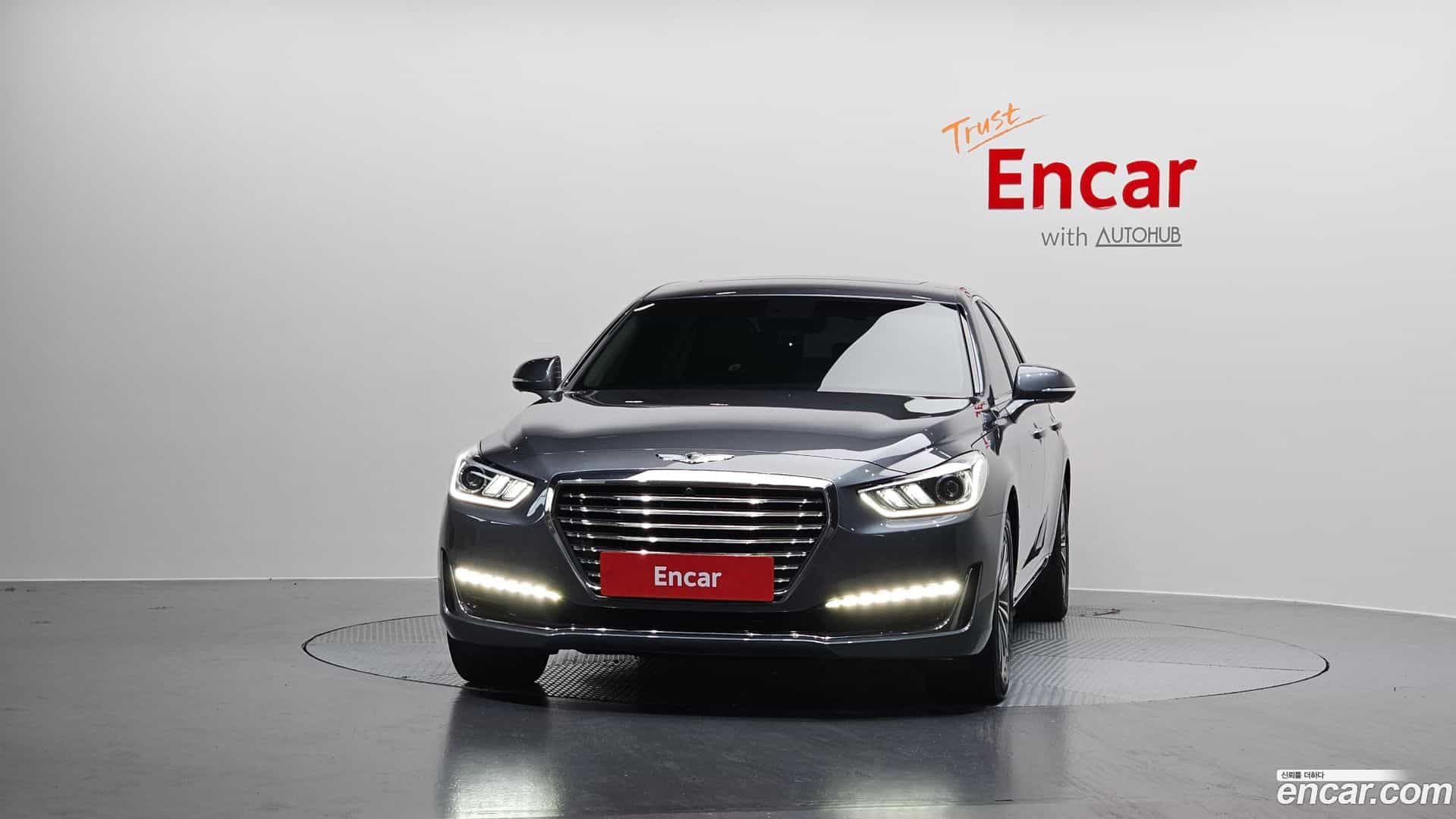 EQ900 Genesis 2016.1-OUTER-003
