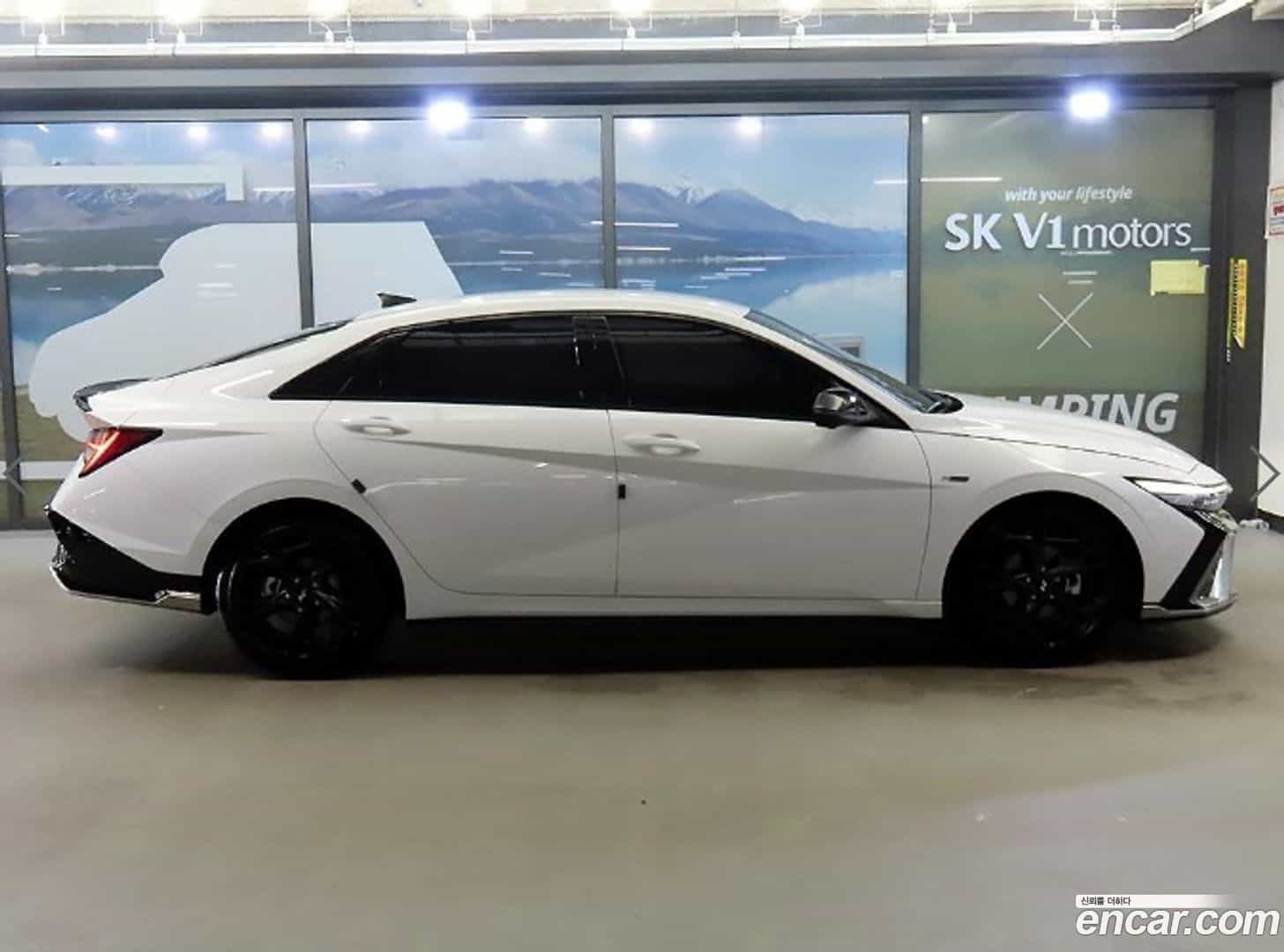AVANTE Hyundai 2025.1-OUTER-003