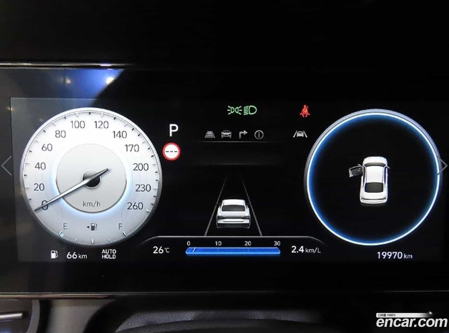AVANTE Hyundai 2025.1-INNER-009