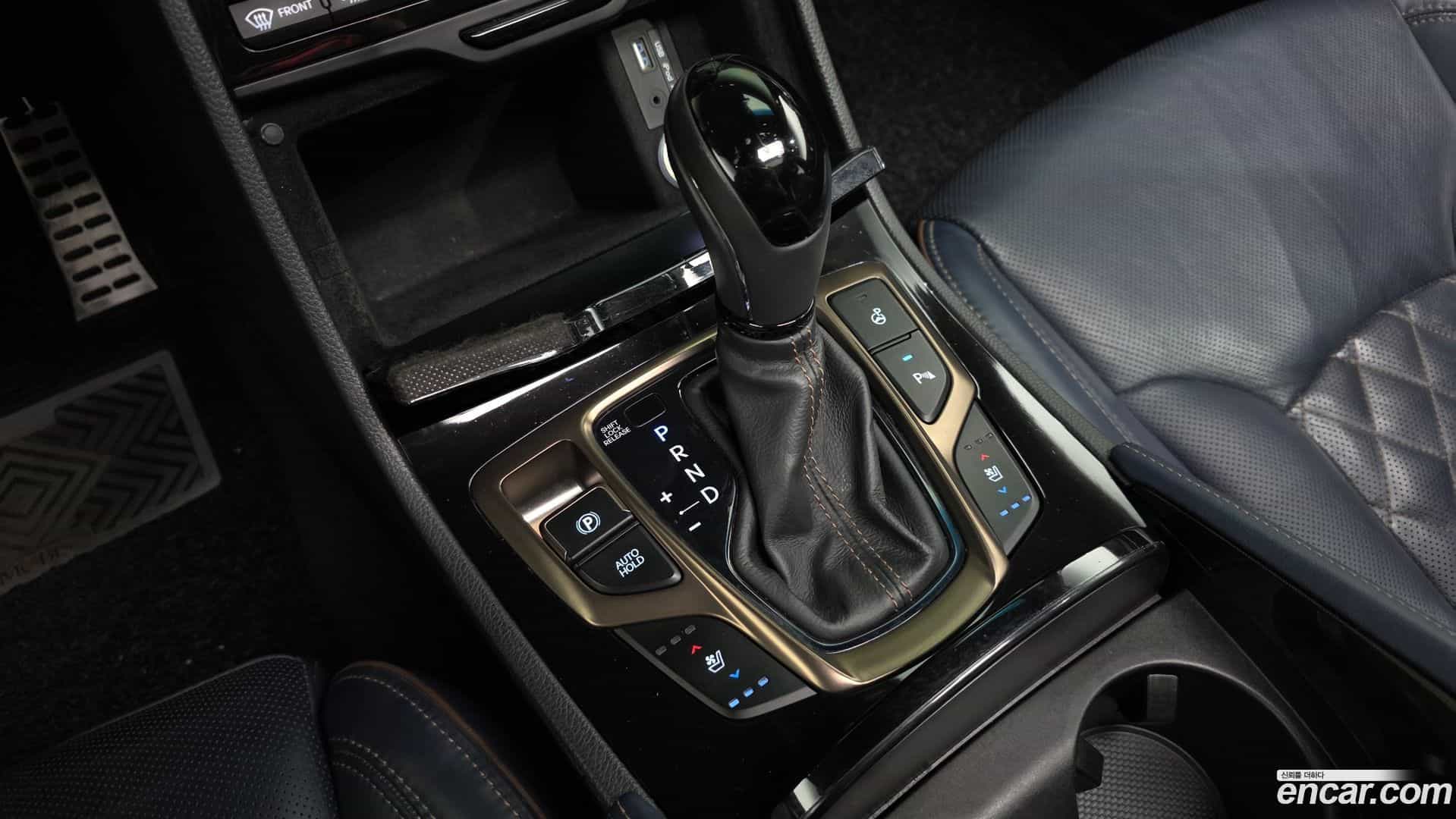 Grandeur Hyundai 2016.5-INNER-009
