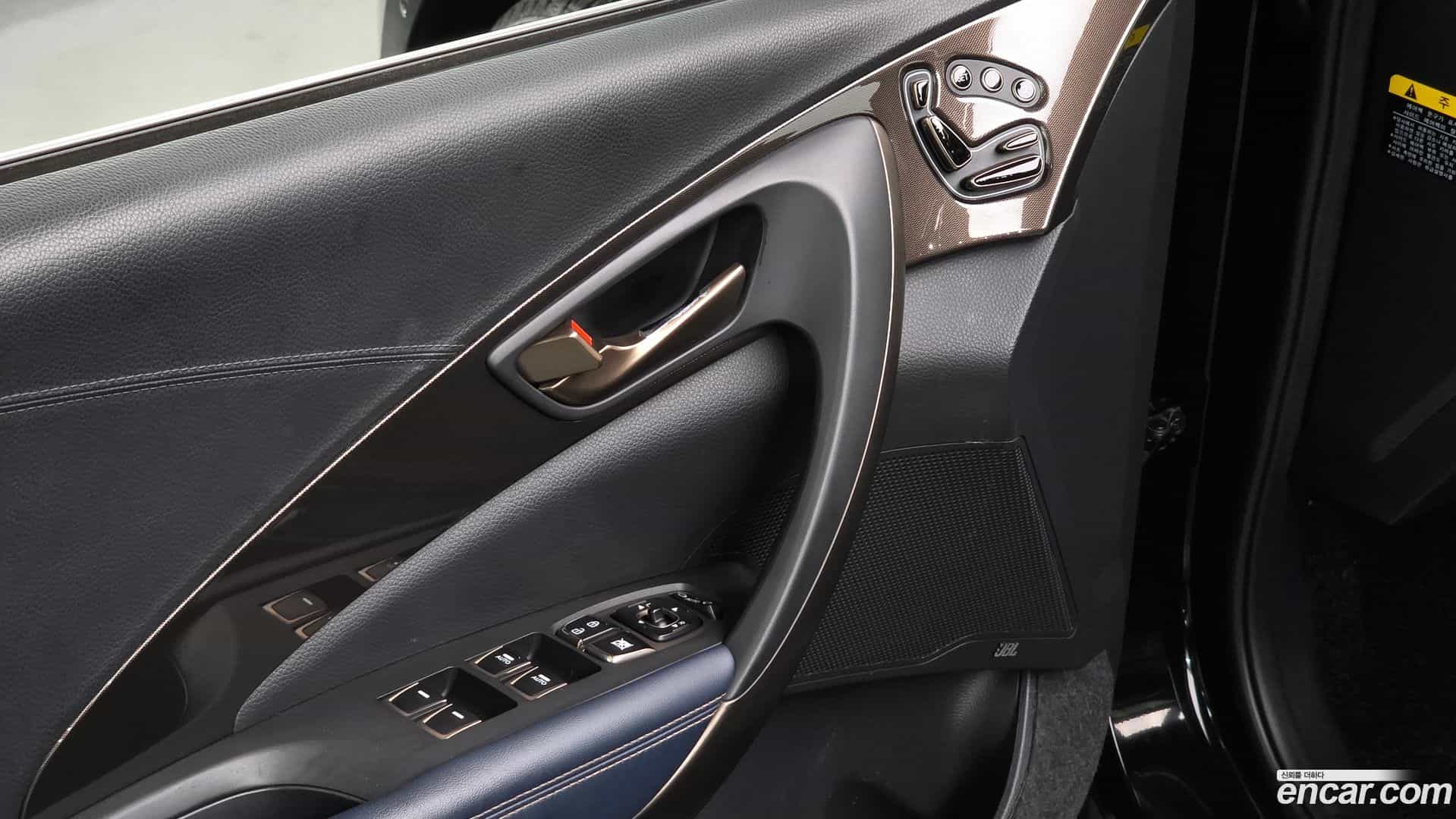 Grandeur Hyundai 2016.5-OPTION-020