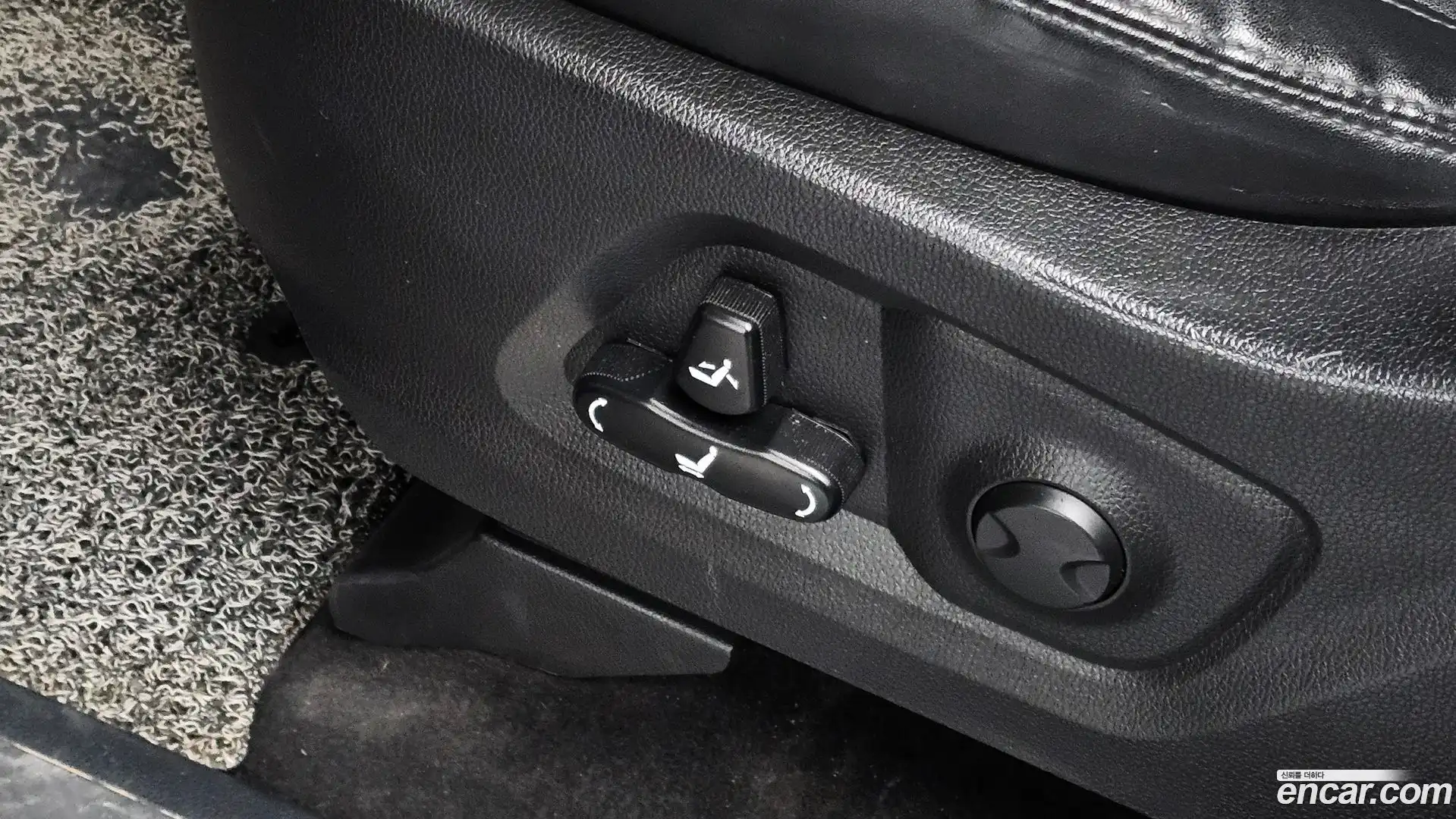 Rexton KG Mobility 2021.9-OPTION-041