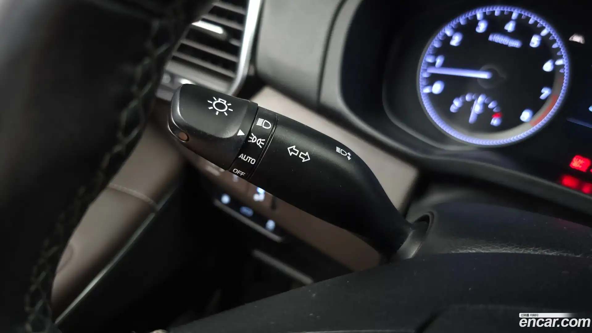 Grandeur Hyundai 2018.11-OPTION-043