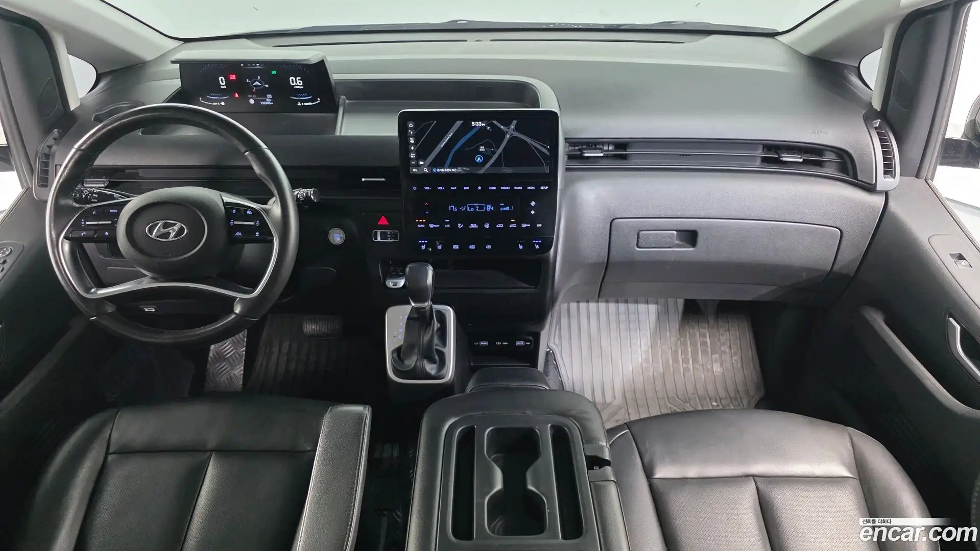Staria Hyundai 2022.7-INNER-007