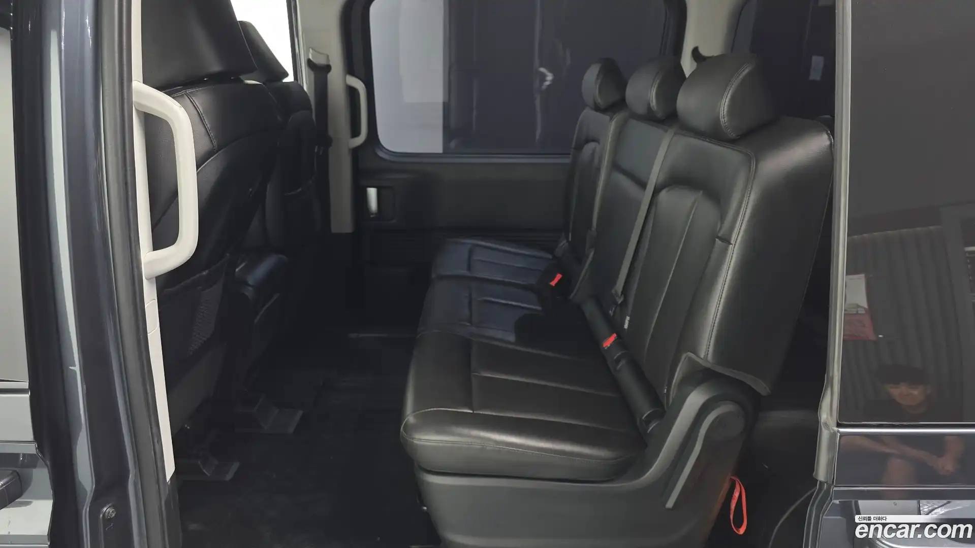 Staria Hyundai 2022.7-OPTION-015