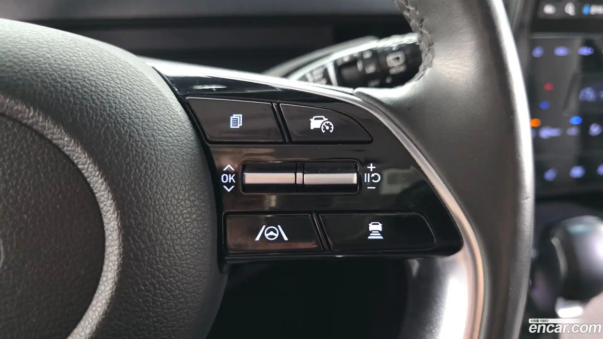 Staria Hyundai 2022.7-OPTION-023