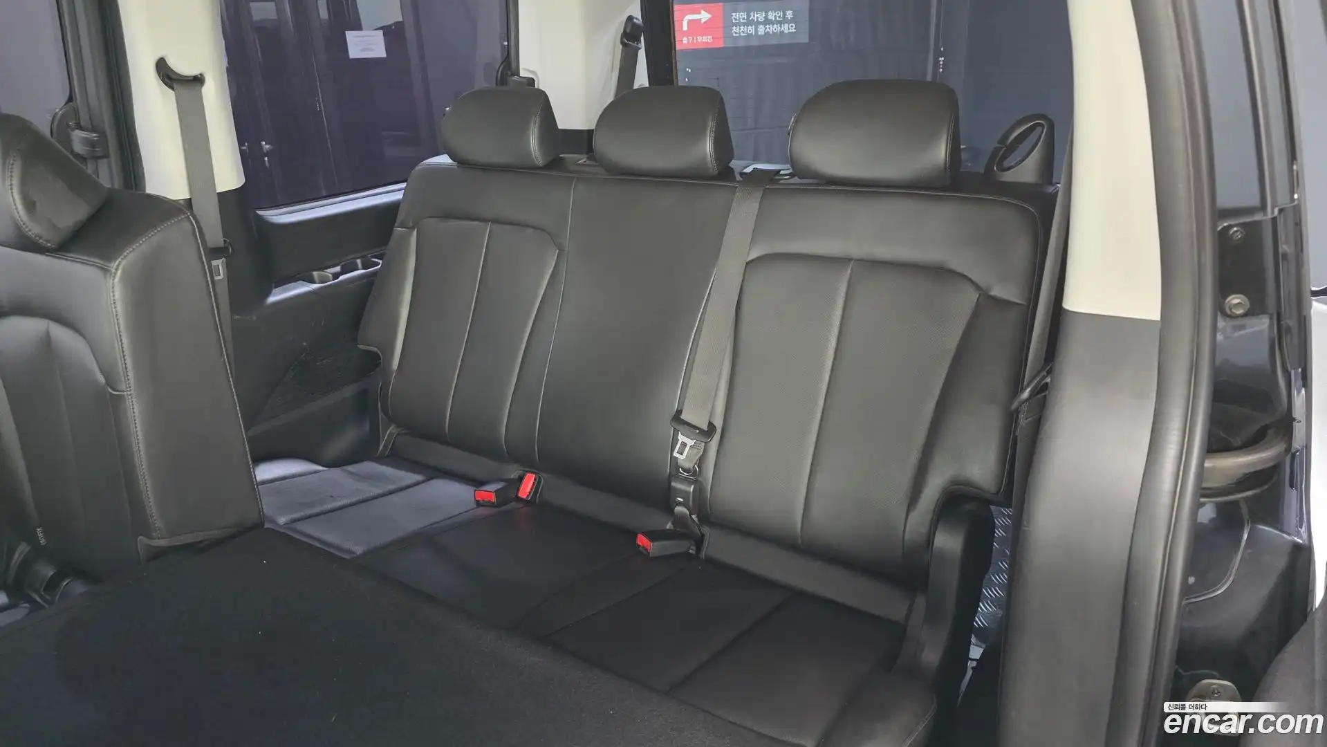 Staria Hyundai 2022.7-OPTION-041