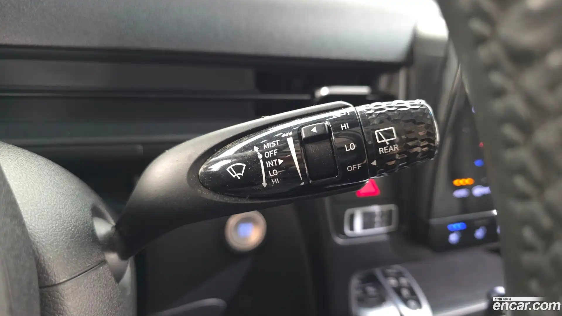 Staria Hyundai 2022.7-OPTION-050