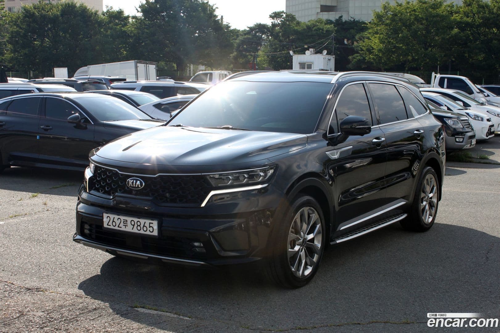 Main__Slider__Photo:Sorento Kia 2021.4-0