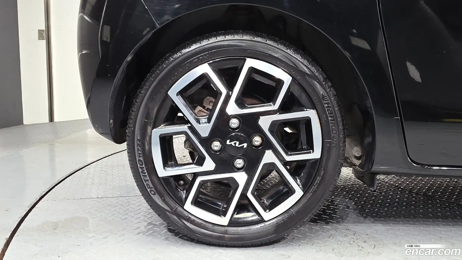 RAY Kia 2023.6-OUTER-005