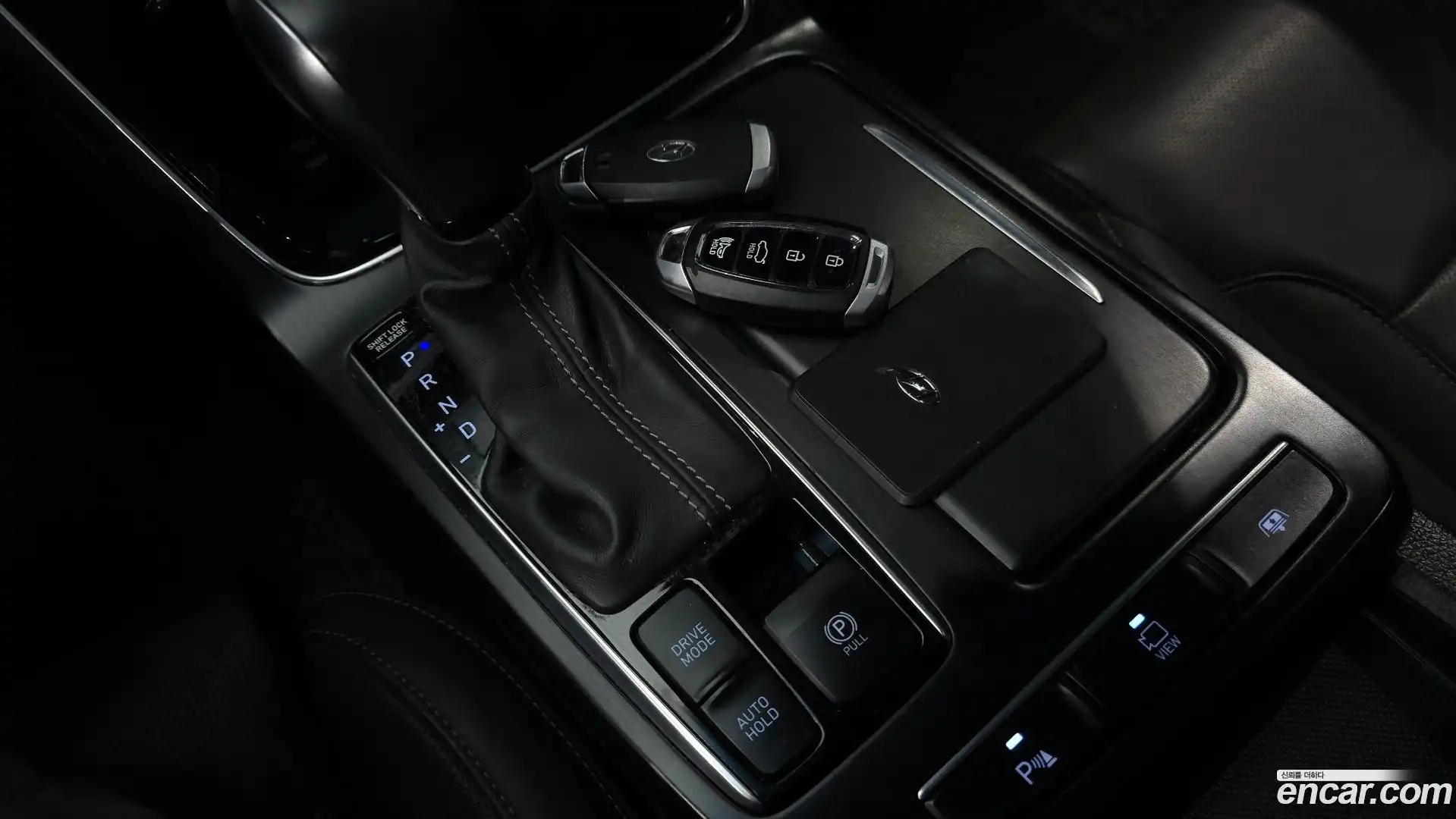 Grandeur Hyundai 2017.9-INNER-009