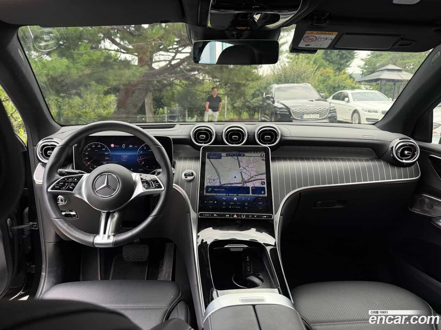 GLC-Class Mercedes-Benz 2024.9-INNER-007