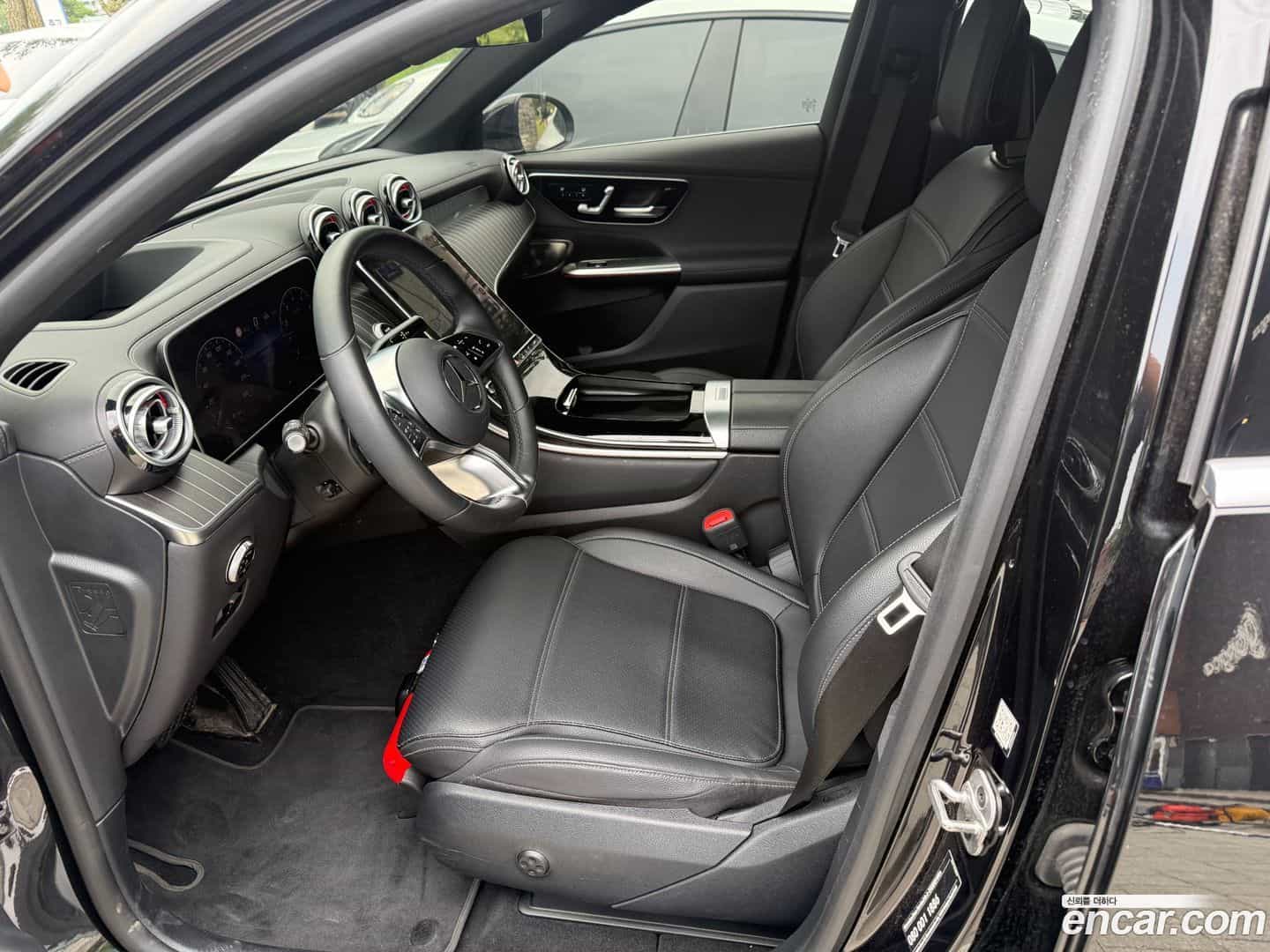 GLC-Class Mercedes-Benz 2024.9-OPTION-018