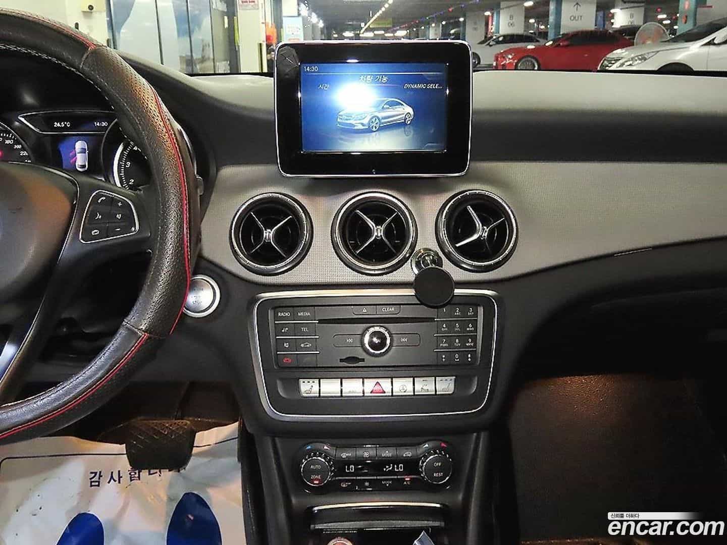 CLA-Class Mercedes-Benz 2017.9-OPTION-015