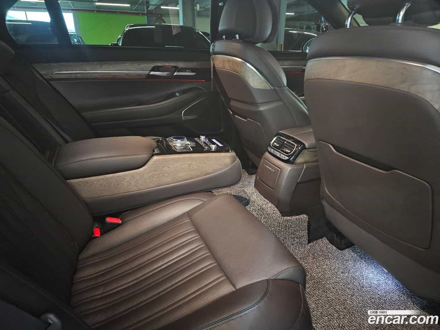 G90 Genesis 2020.0-INNER-007