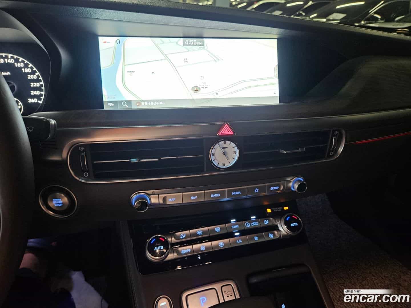 G90 Genesis 2020.0-INNER-010