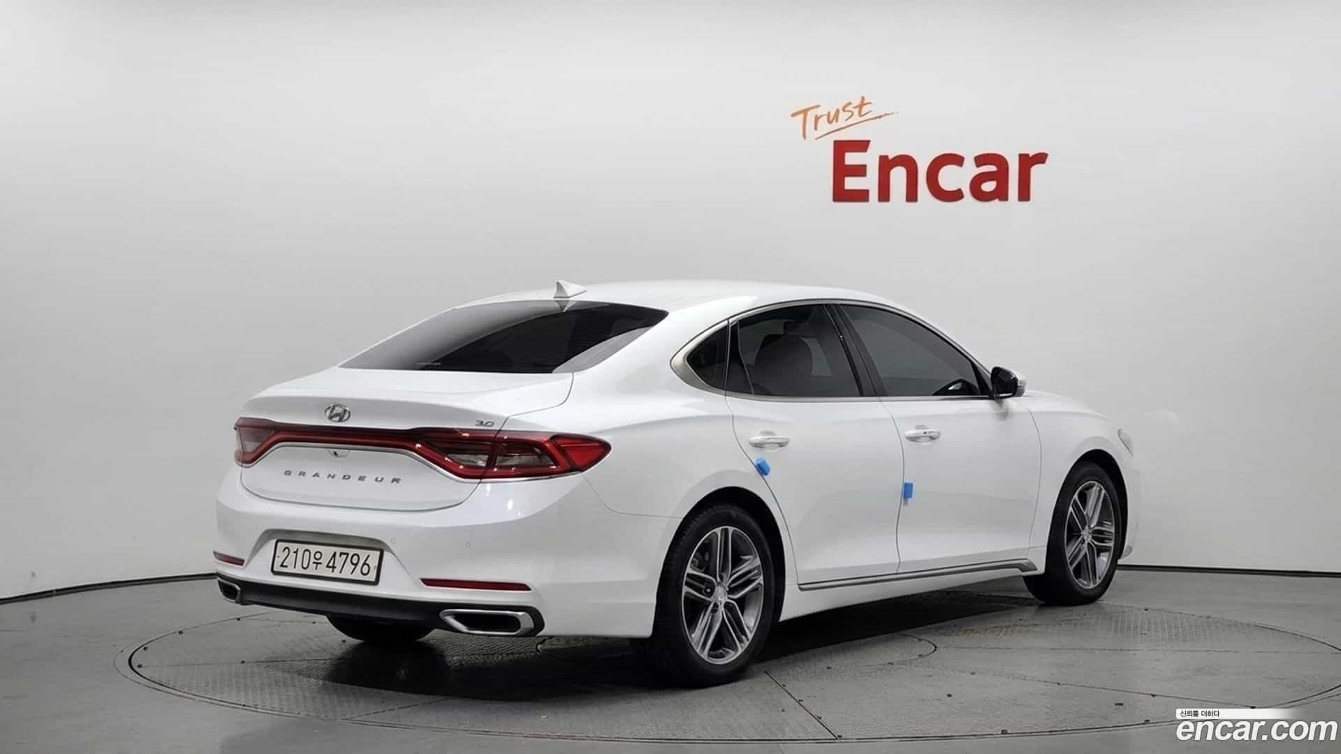 Grandeur Hyundai 2018.8-OUTER-002