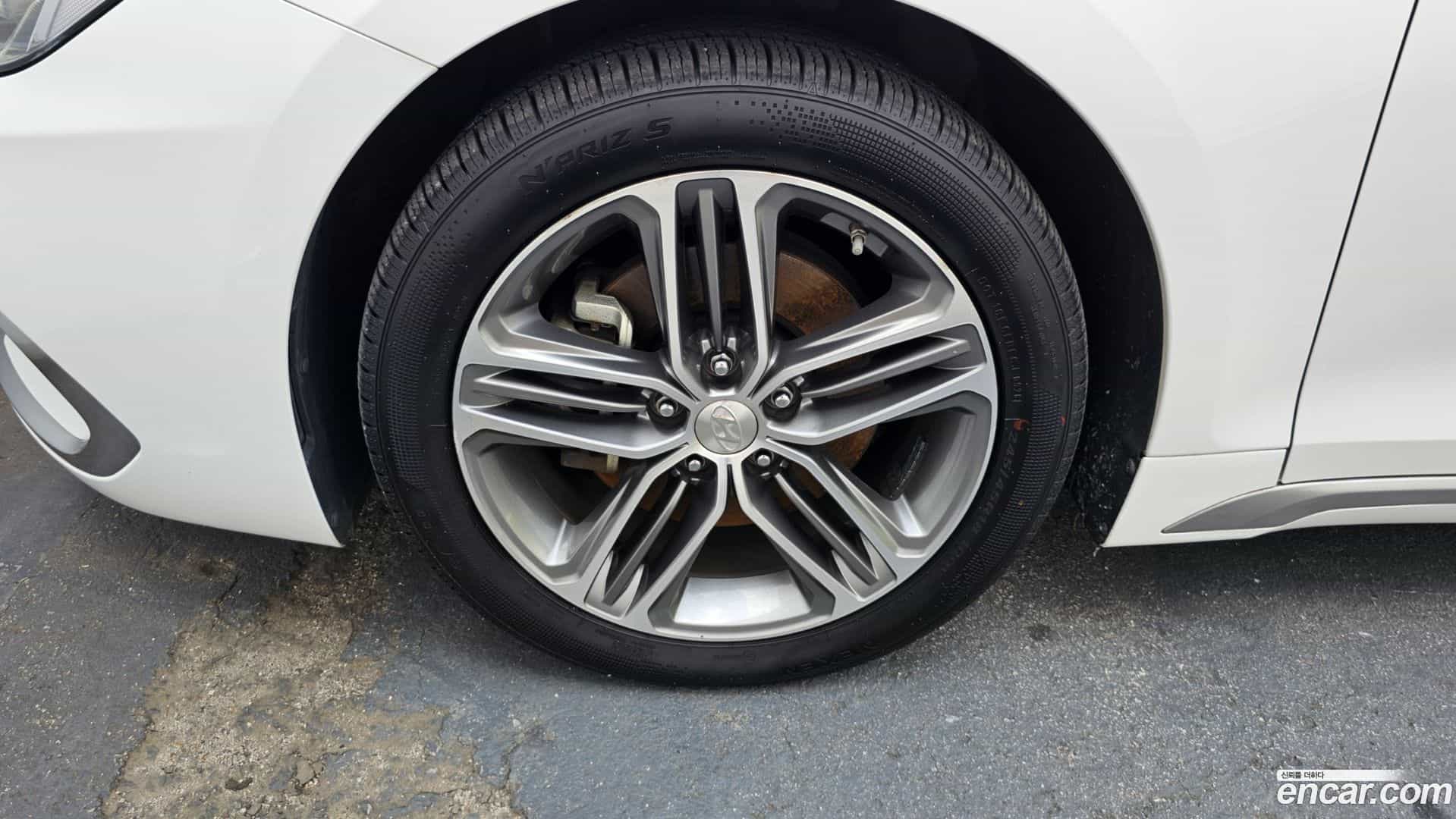Grandeur Hyundai 2018.8-OUTER-005