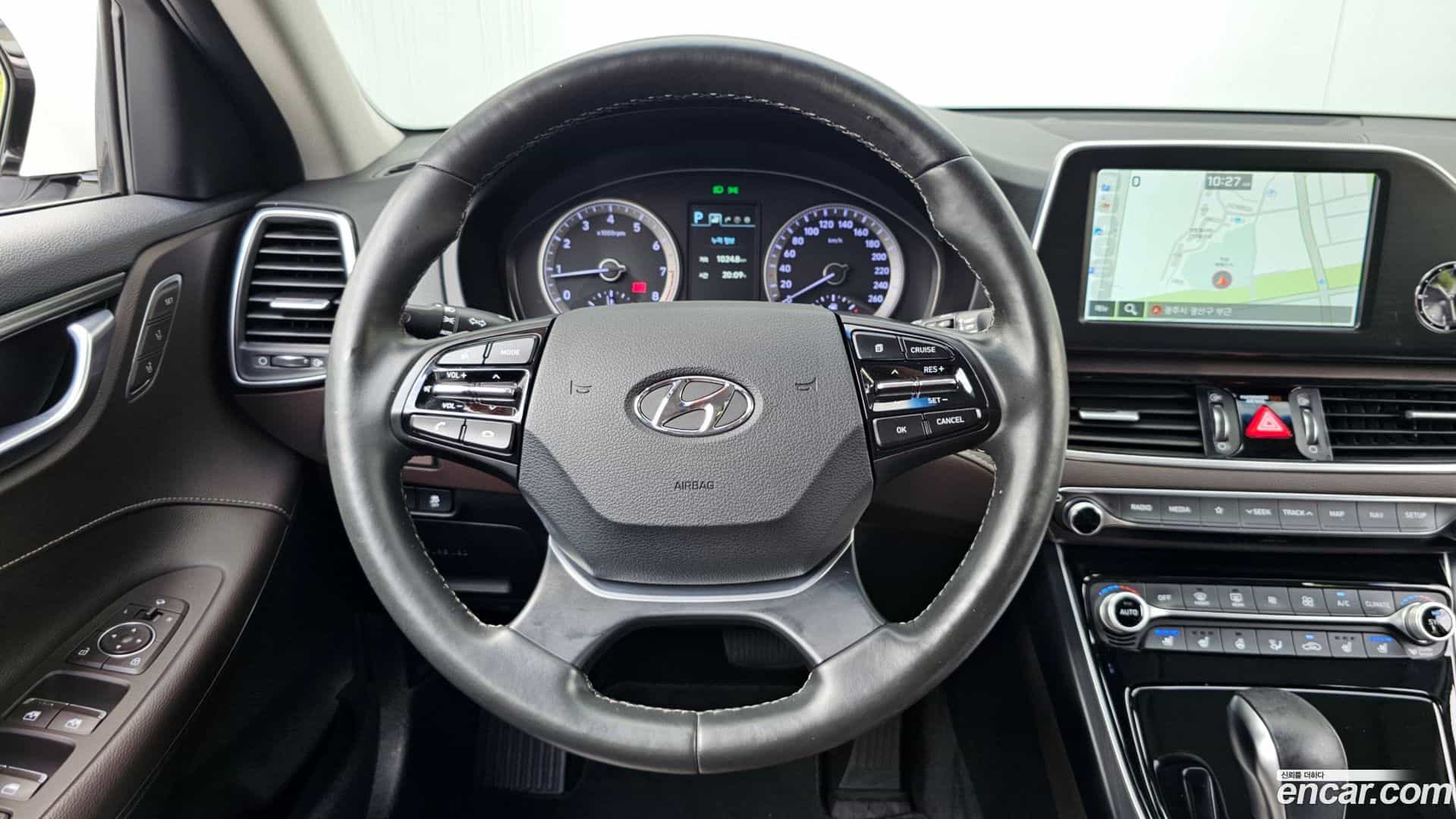 Grandeur Hyundai 2018.8-OPTION-018