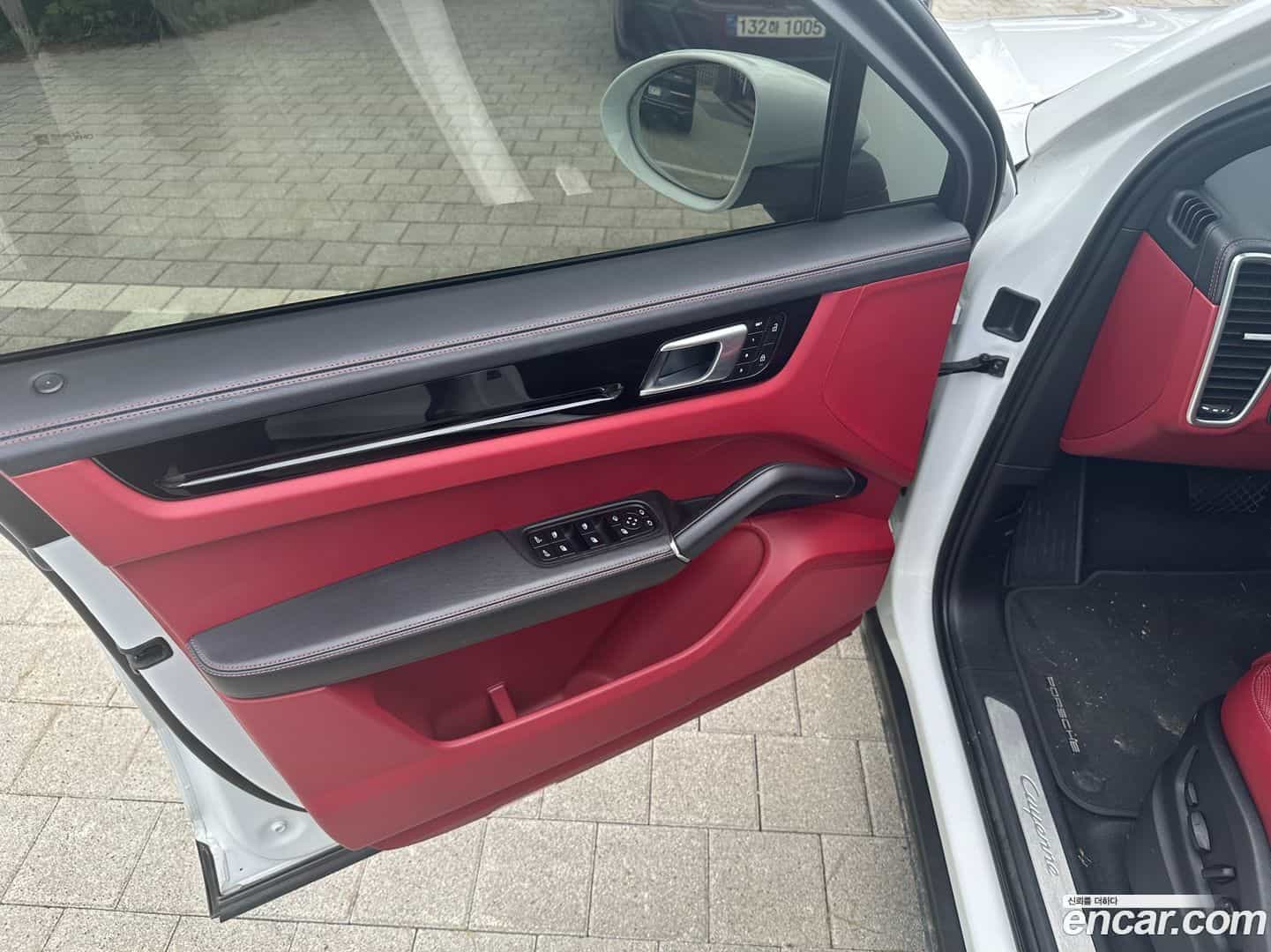 Cayenne Porsche 2023.4-OPTION-017
