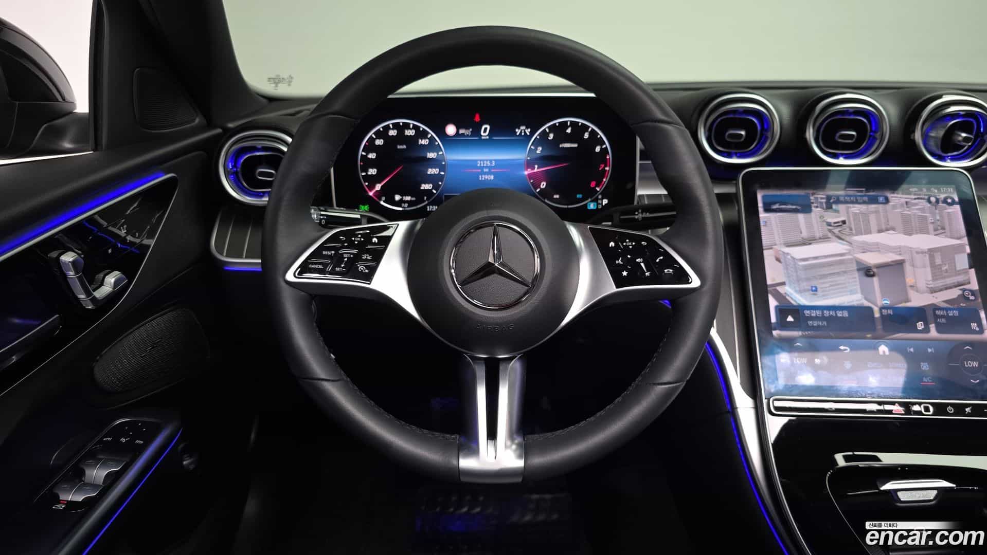 C-Class Mercedes-Benz 2023.1-OPTION-016