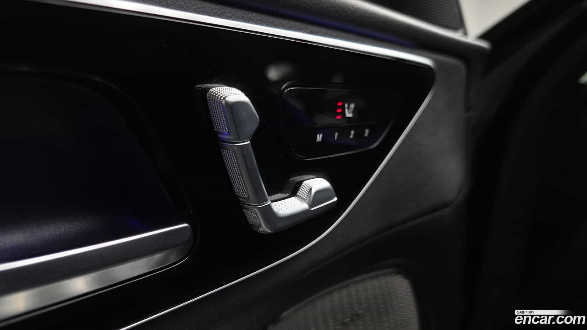 C-Class Mercedes-Benz 2023.1-OPTION-022