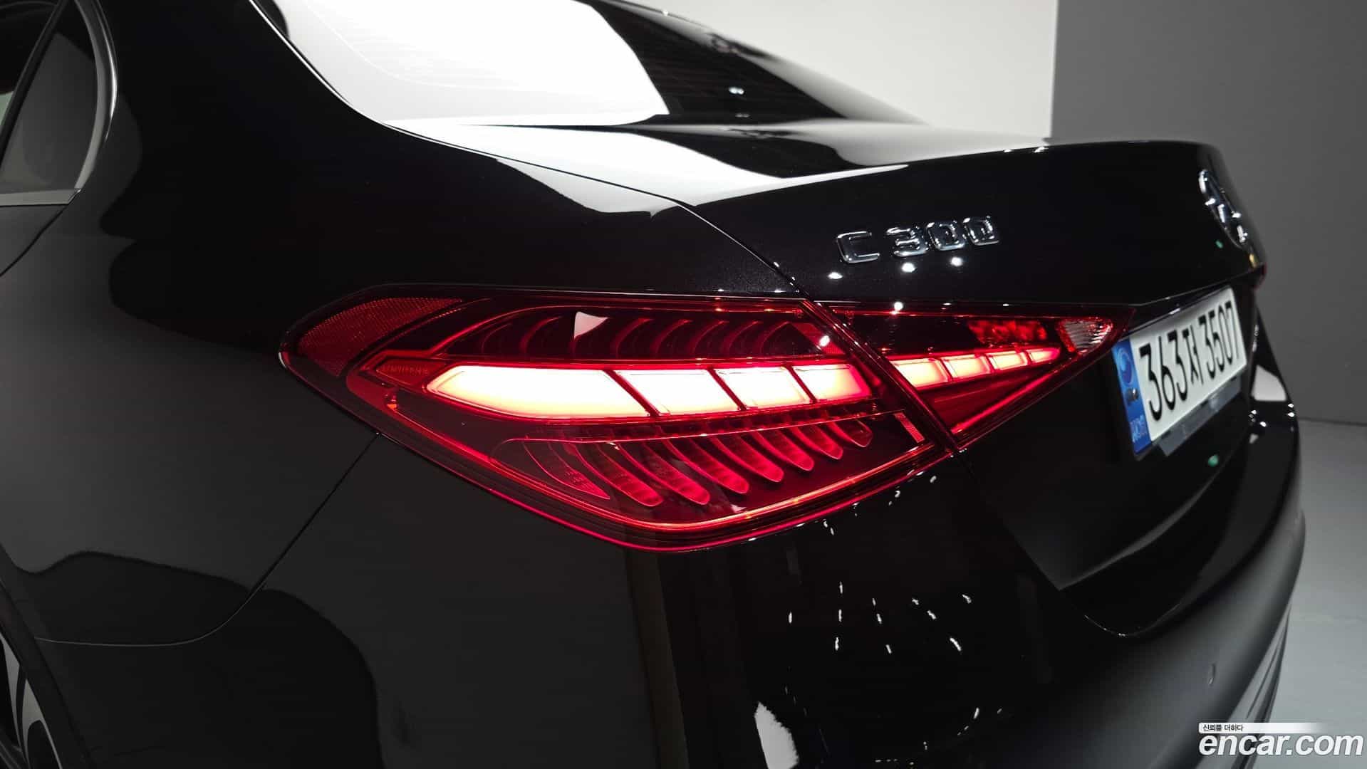 C-Class Mercedes-Benz 2023.1-OUTER-033