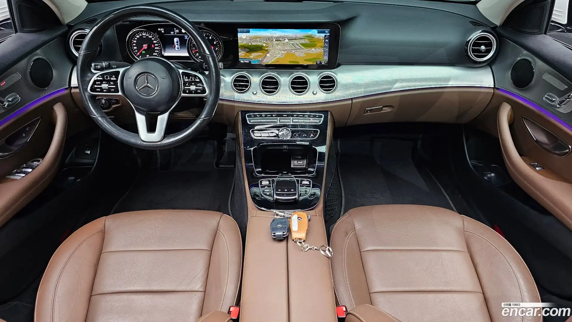 E-Class Mercedes-Benz 2019.5-INNER-007