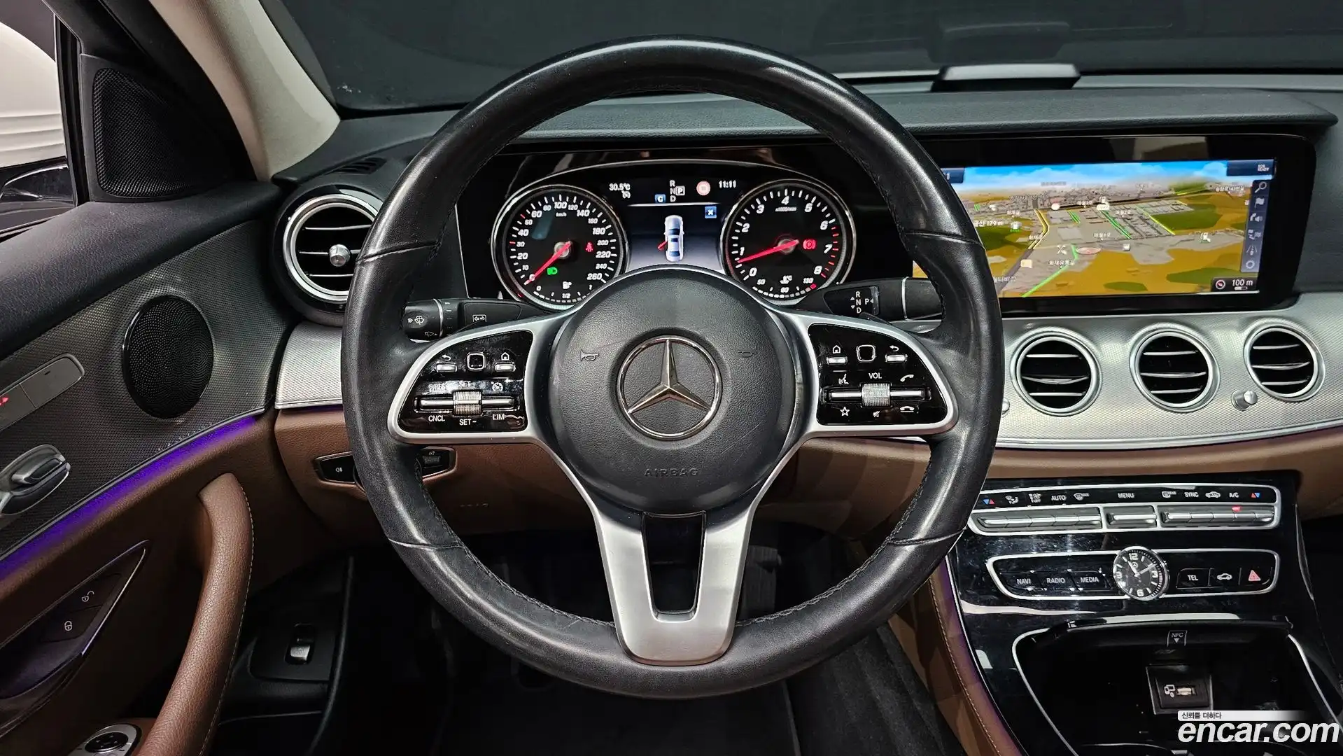 E-Class Mercedes-Benz 2019.5-OPTION-018