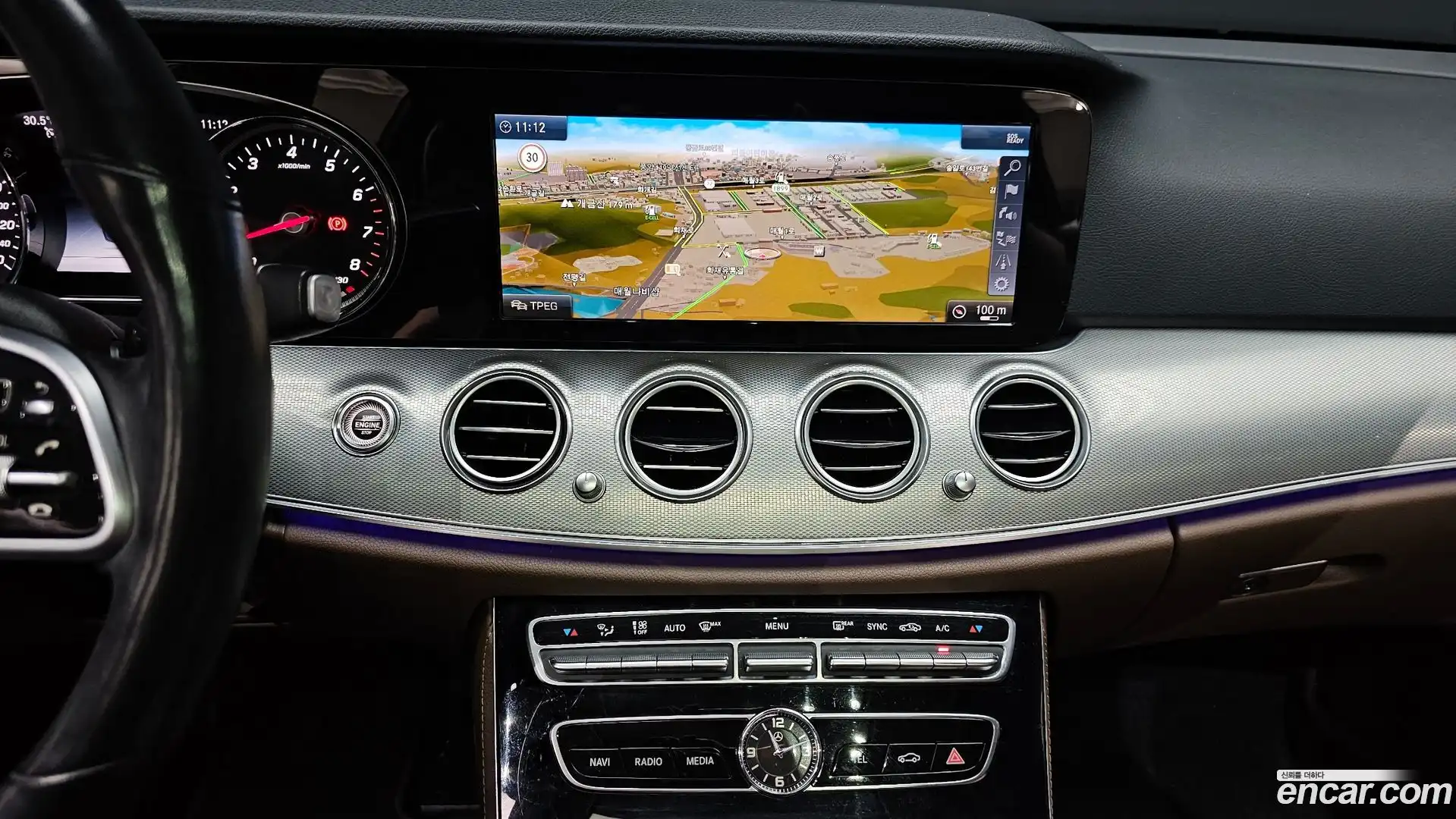 E-Class Mercedes-Benz 2019.5-OPTION-019