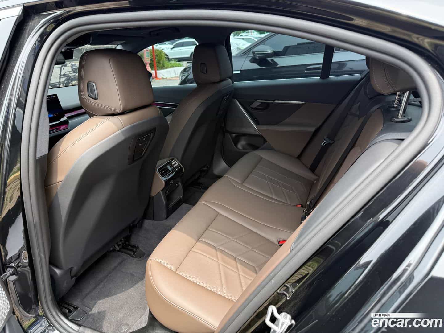 5-Series BMW 2025.5-OPTION-019