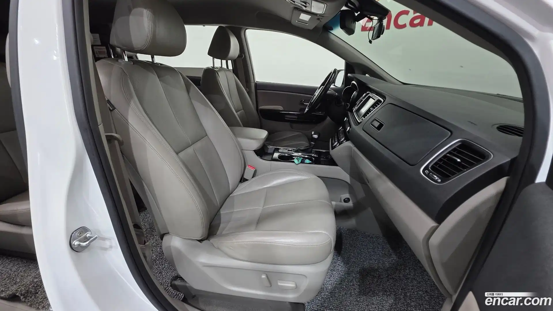 Canival Kia 2018.10-INNER-010