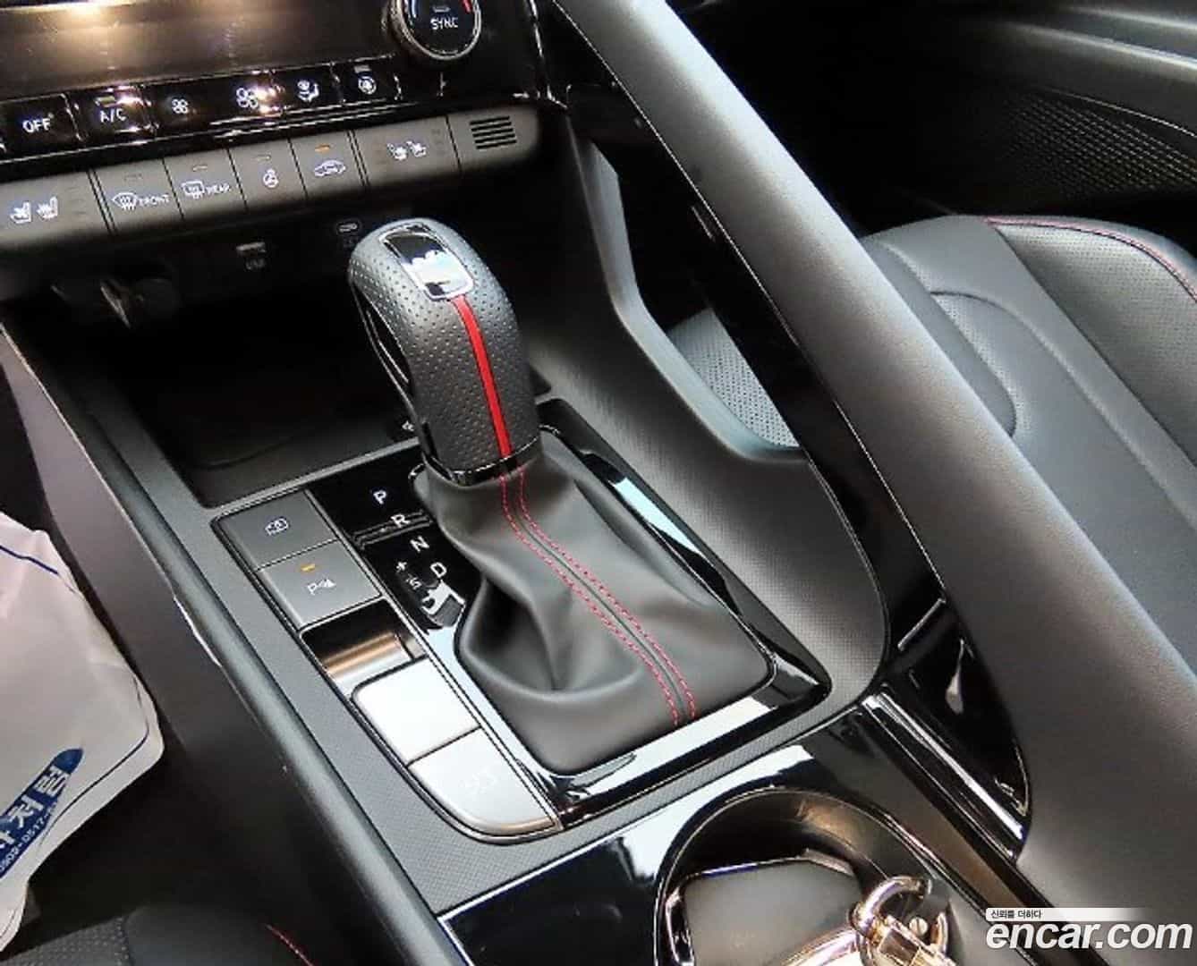 AVANTE Hyundai 2024.1-INNER-008