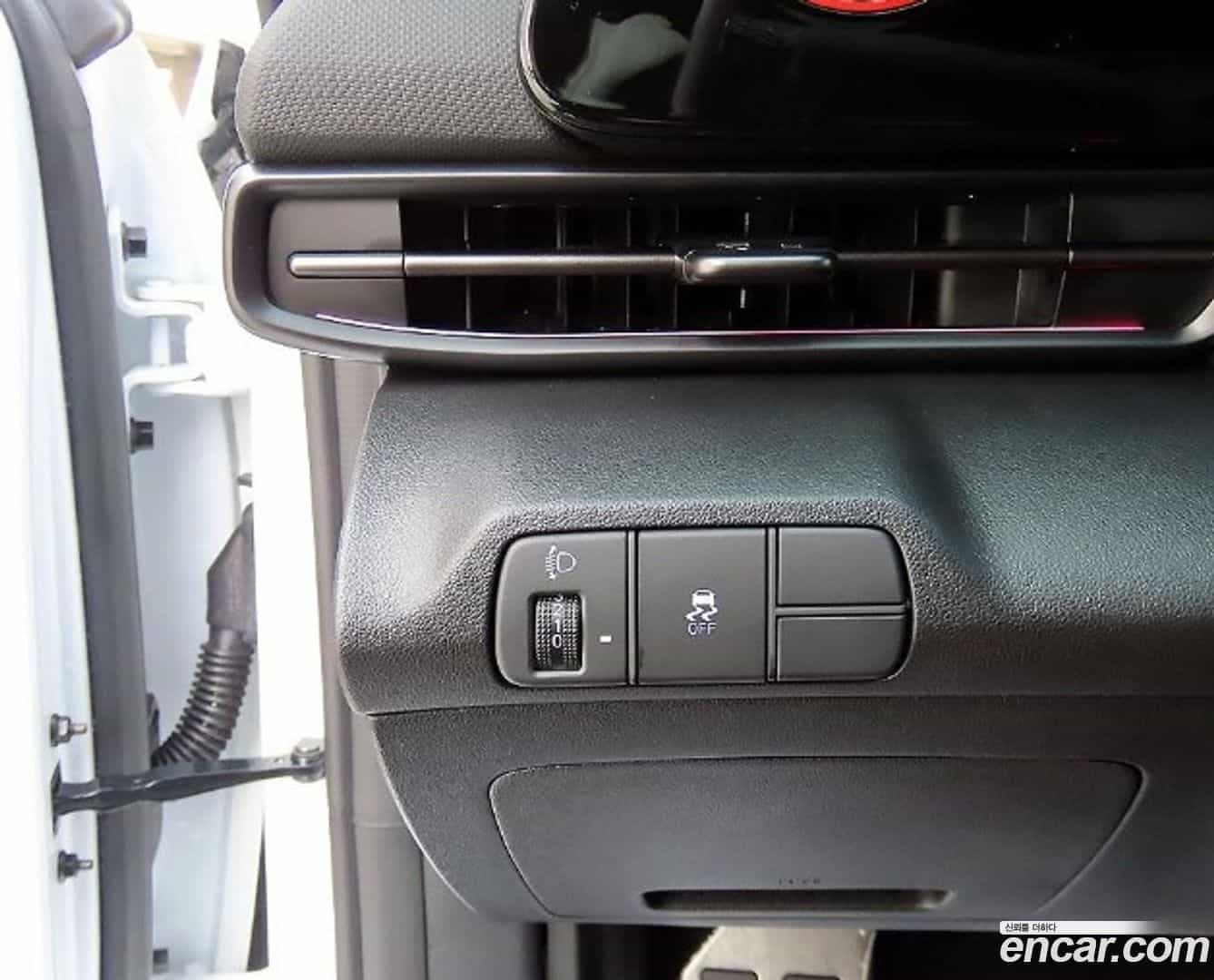 AVANTE Hyundai 2024.1-OPTION-019